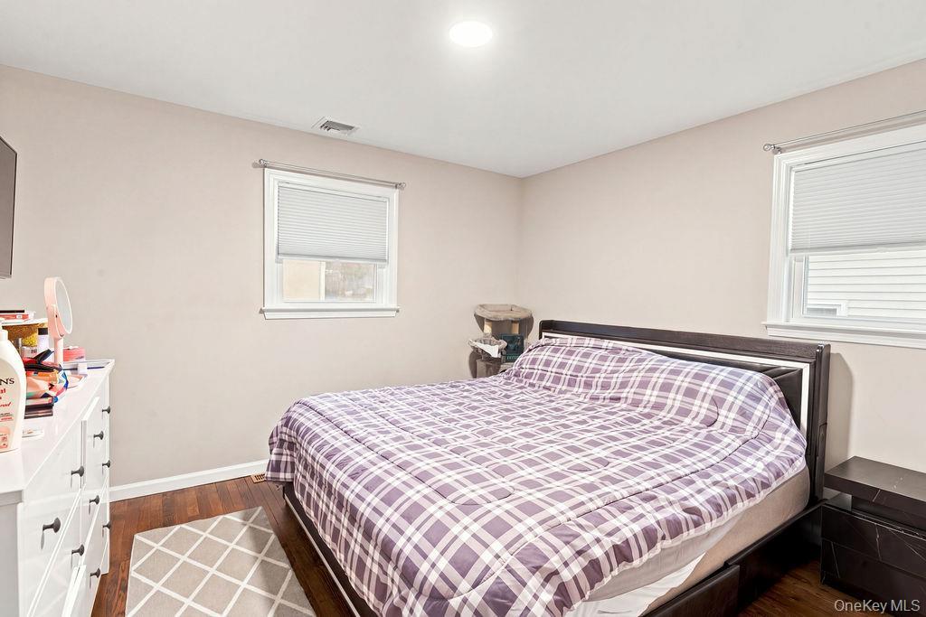 Single Family Muncey Road Suffolk County, NY 11795, MLS-1043575-11