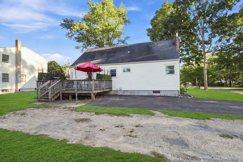 Single Family Muncey Road Suffolk County, NY 11795, MLS-1043575-20