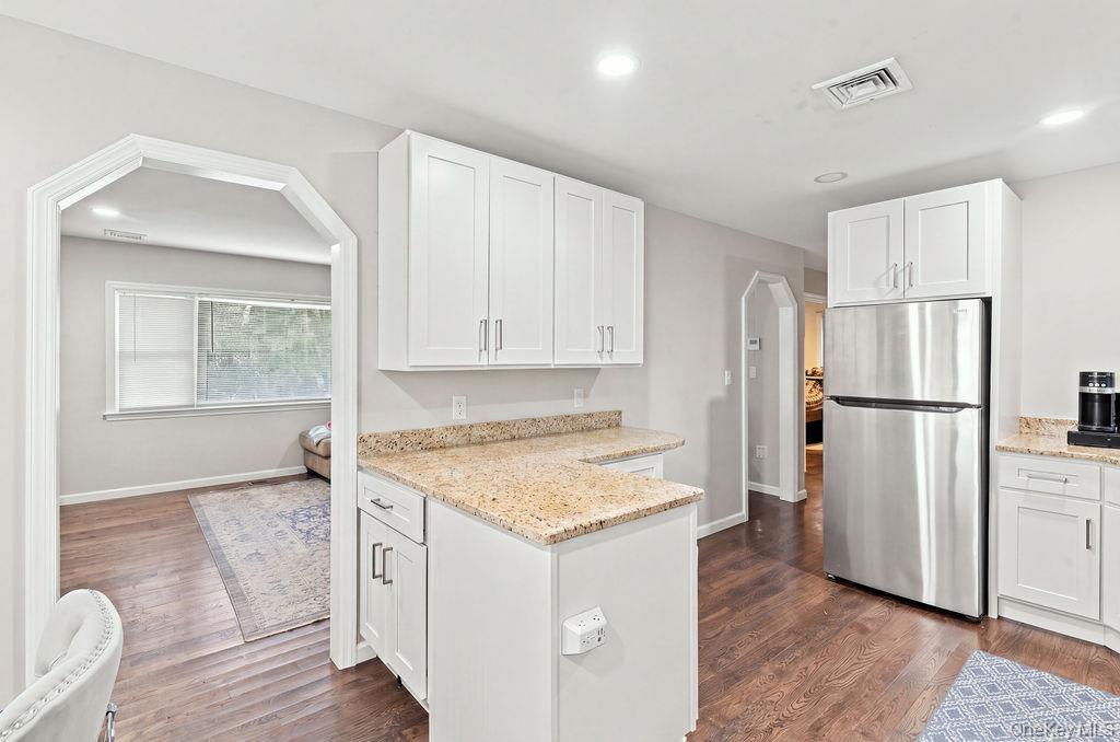 Single Family Muncey Road Suffolk County, NY 11795, MLS-1043575-6