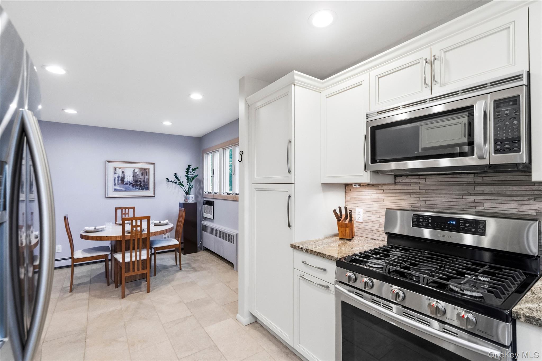 Single Family Lumur Drive Suffolk County, NY 11782, MLS-1043590-10