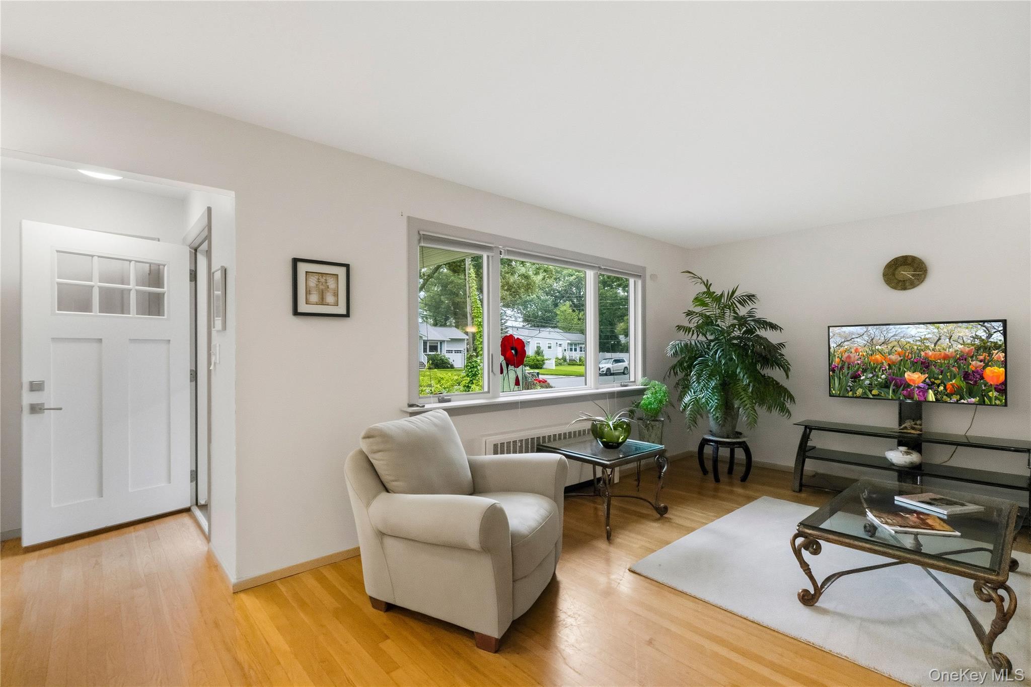 Single Family Lumur Drive Suffolk County, NY 11782, MLS-1043590-4