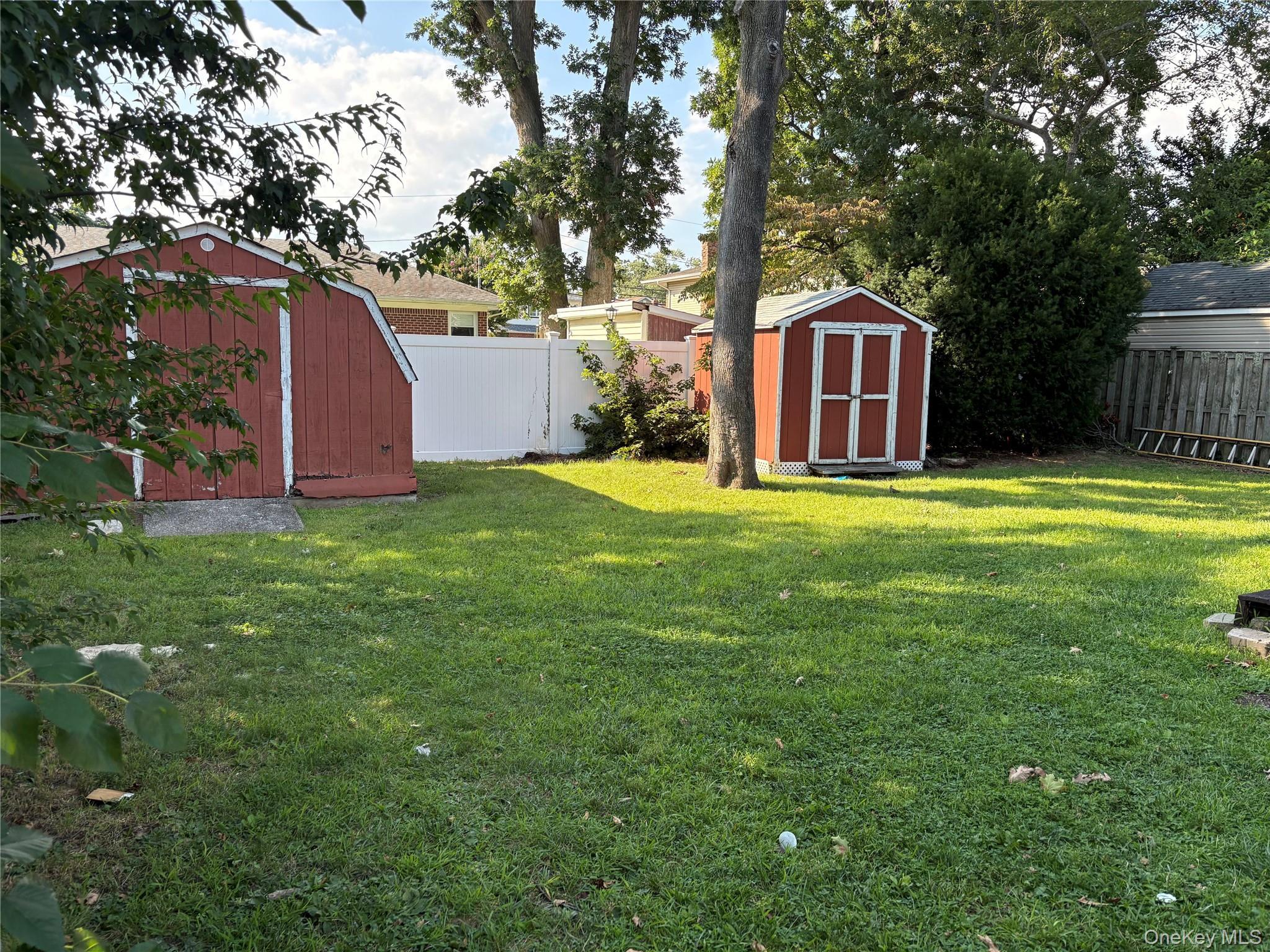 Single Family Lenox Avenue Nassau County, NY 11554, MLS-1043594-35