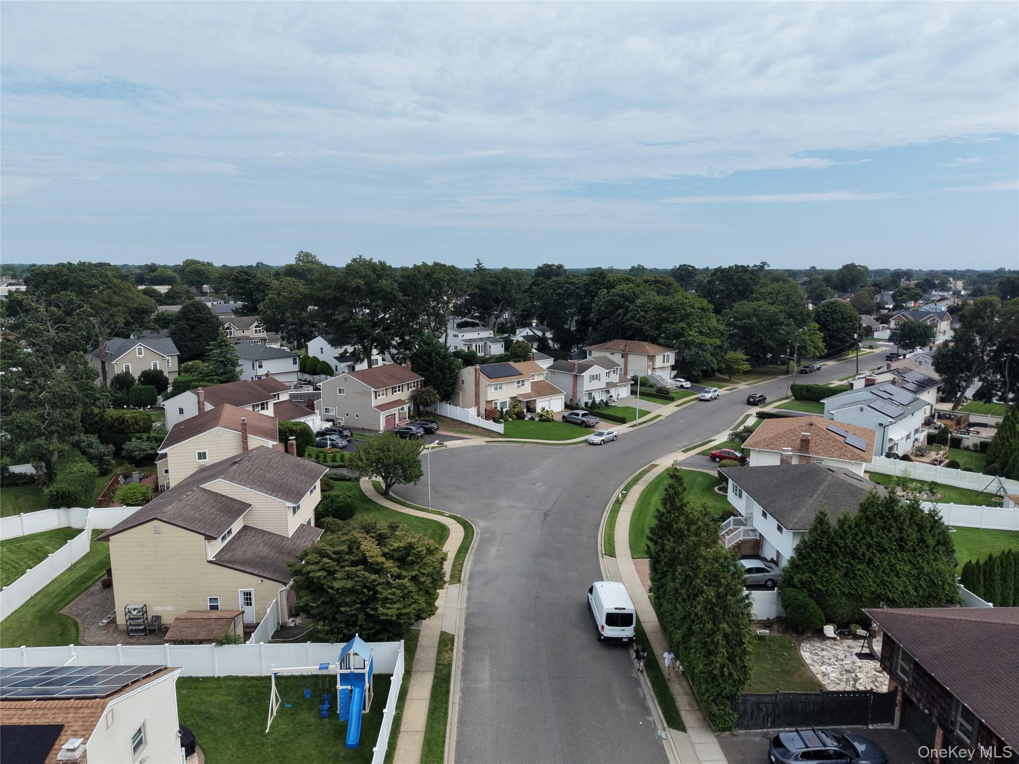 Single Family Lenox Avenue Nassau County, NY 11554, MLS-1043594-39