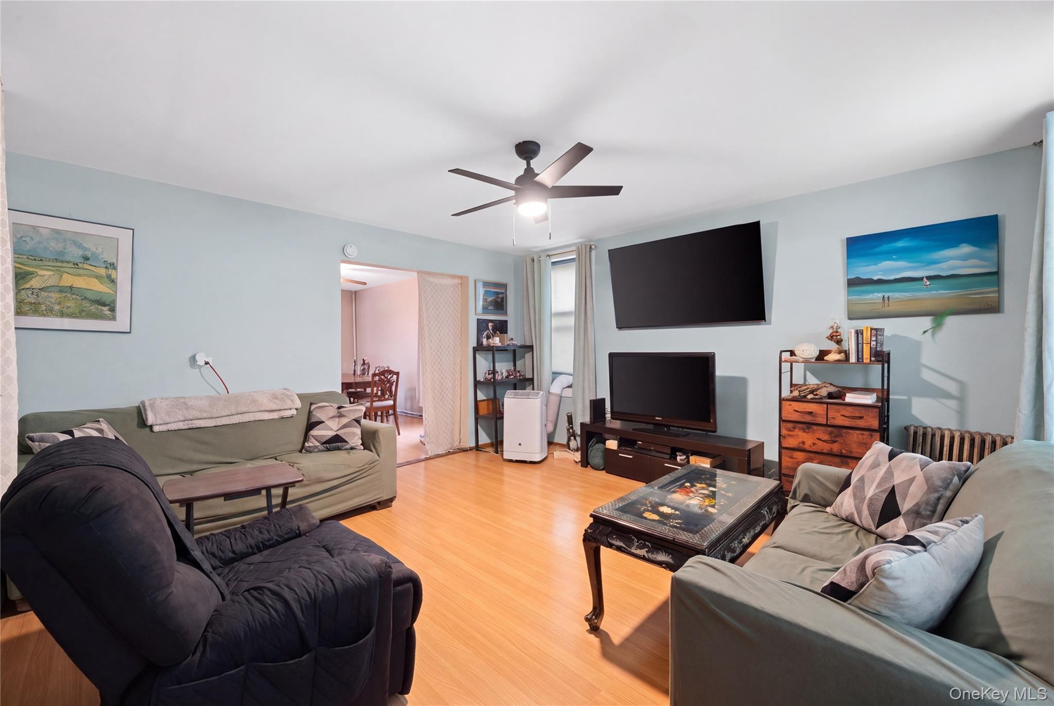 Single Family Taylor Avenue Bronx, NY 10473, MLS-1043600-17