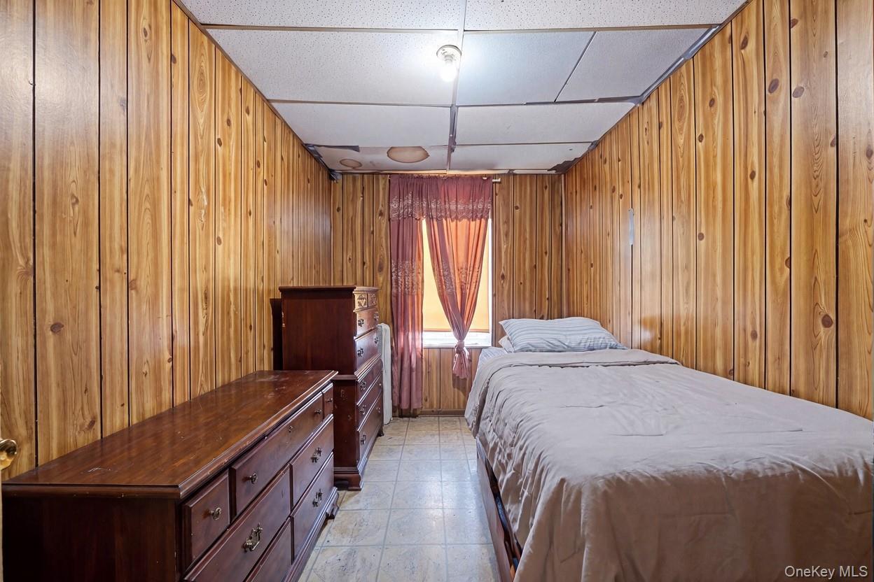 Single Family Taylor Avenue Bronx, NY 10473, MLS-1043600-19