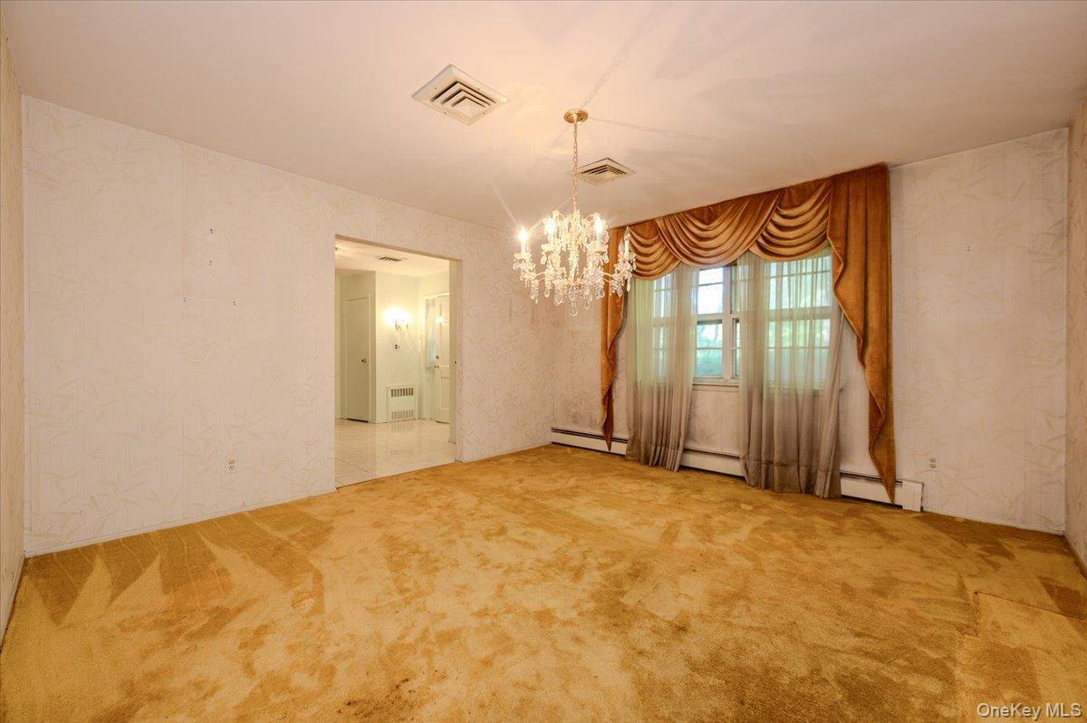 Single Family E Half Hollow Road Suffolk County, NY 11746, MLS-1043601-10