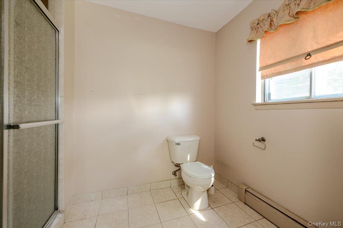 Single Family E Half Hollow Road Suffolk County, NY 11746, MLS-1043601-24