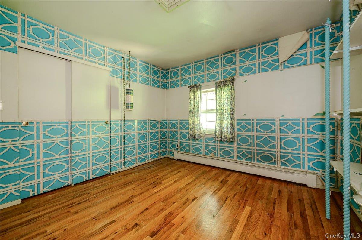 Single Family E Half Hollow Road Suffolk County, NY 11746, MLS-1043601-27