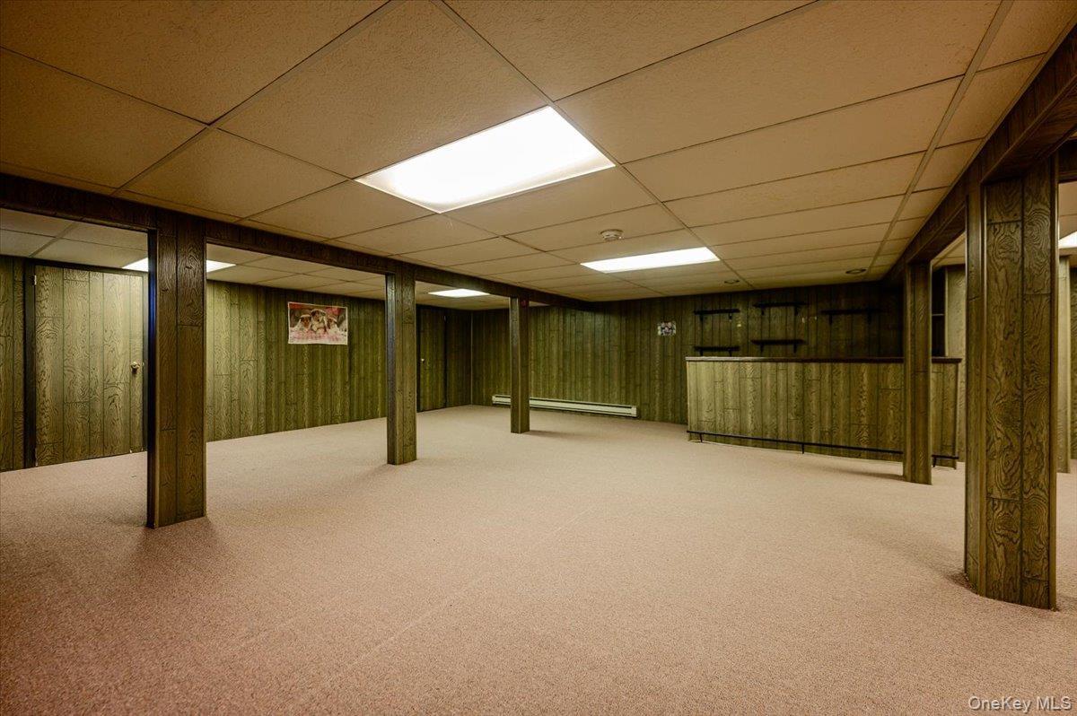 Single Family E Half Hollow Road Suffolk County, NY 11746, MLS-1043601-32