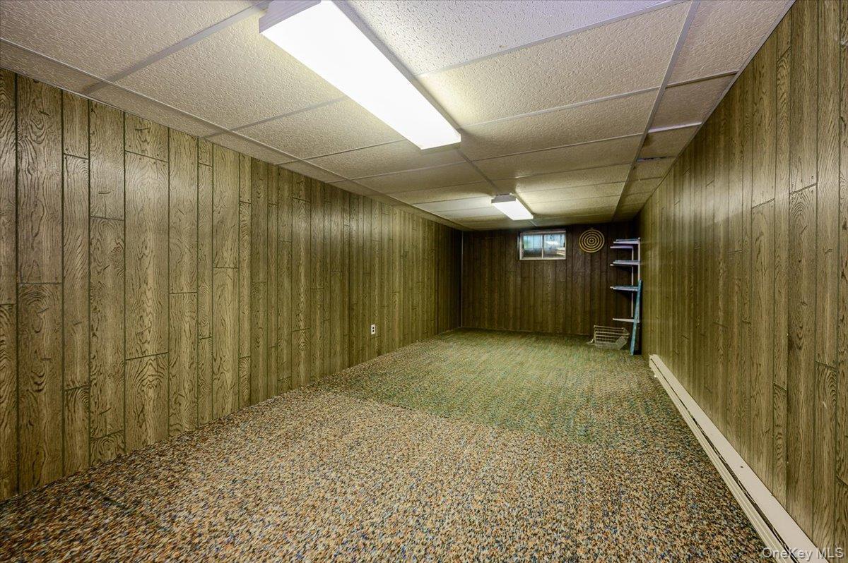 Single Family E Half Hollow Road Suffolk County, NY 11746, MLS-1043601-33