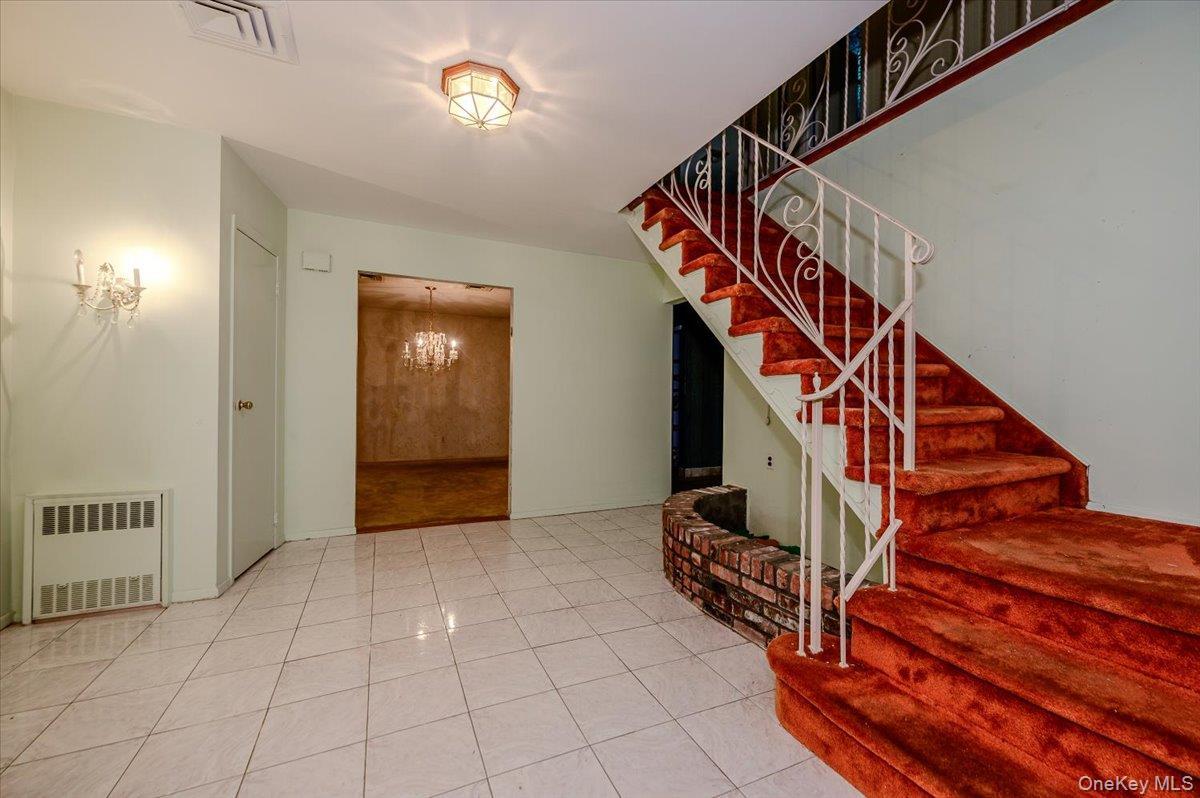 Single Family E Half Hollow Road Suffolk County, NY 11746, MLS-1043601-6