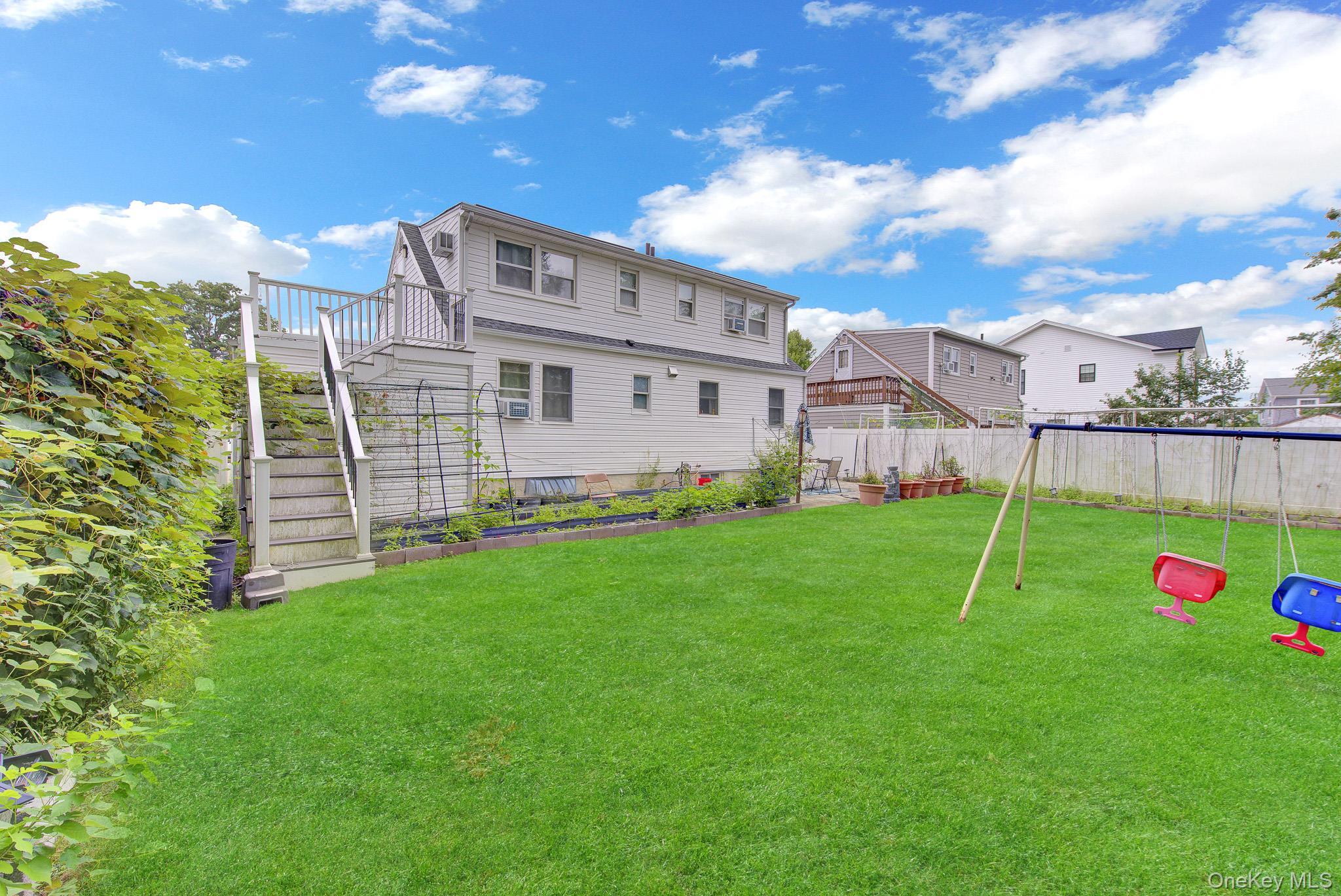 Single Family 1st Avenue  Nassau County, NY 11554, MLS-1043603-29