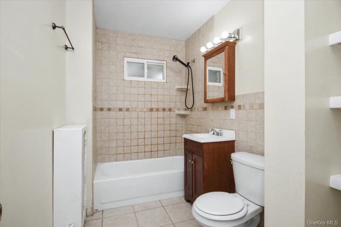 Single Family Orchard Place  Dutchess County, NY 12508, MLS-1043610-31