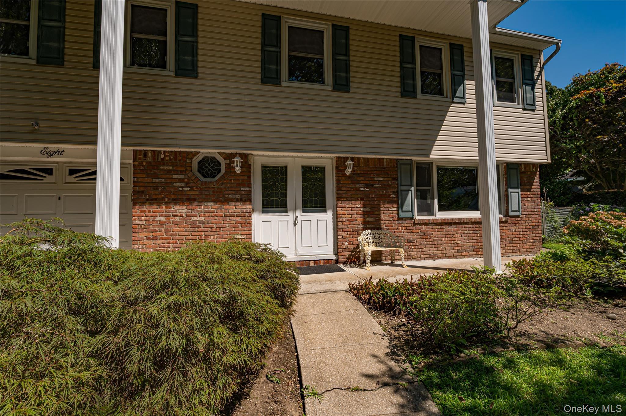 Single Family Salisbury Drive N Suffolk County, NY 11731, MLS-1043625-33