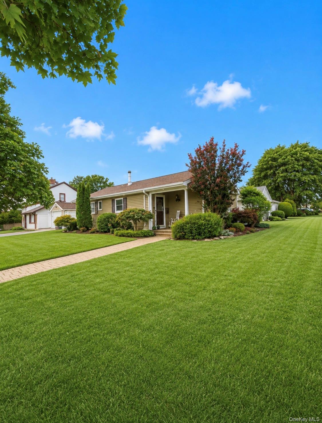 Single Family Freeport Street Nassau County, NY 11793, MLS-1043629-2