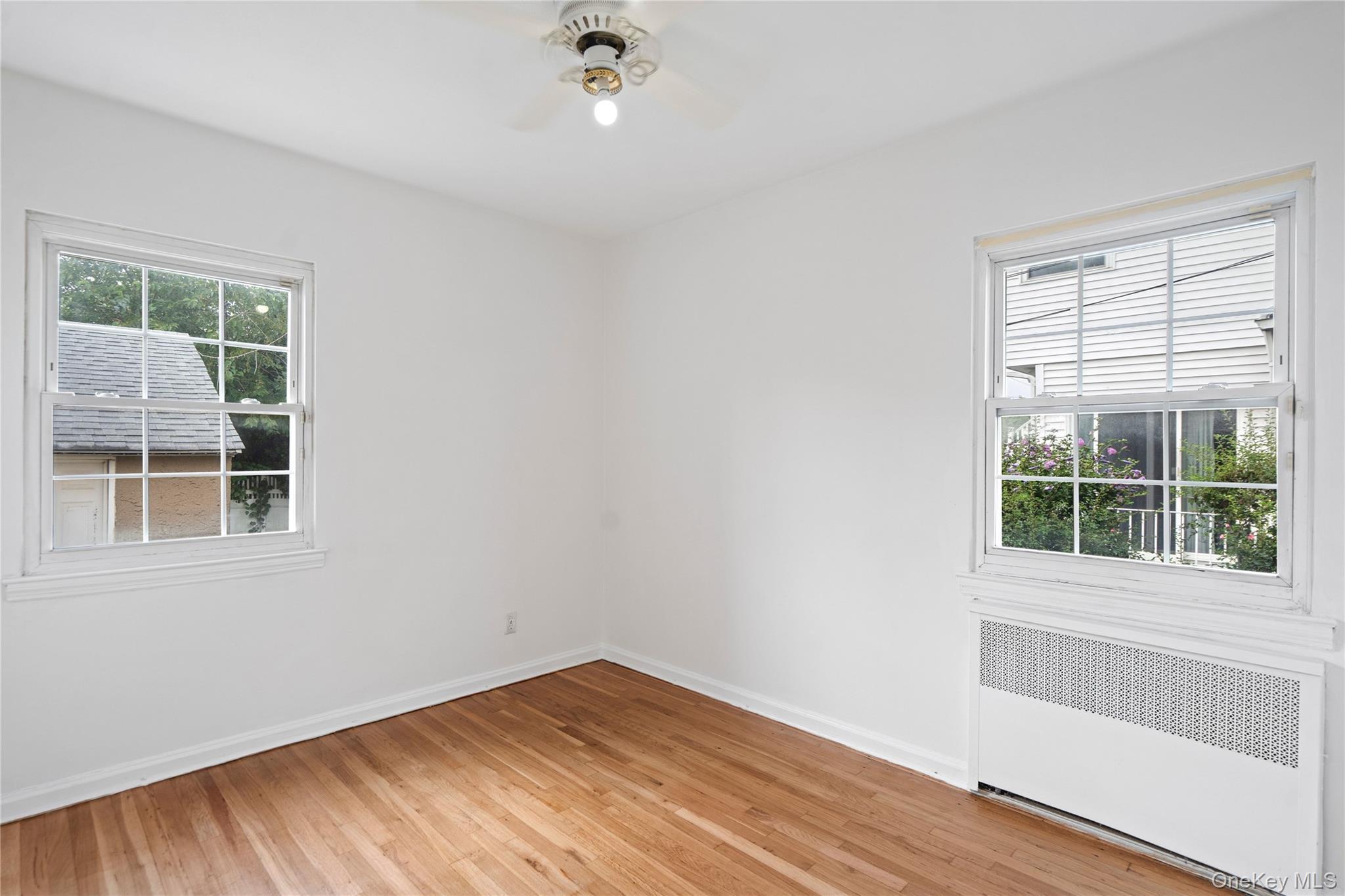 Single Family Croyden Road  Nassau County, NY 11530, MLS-1043630-5