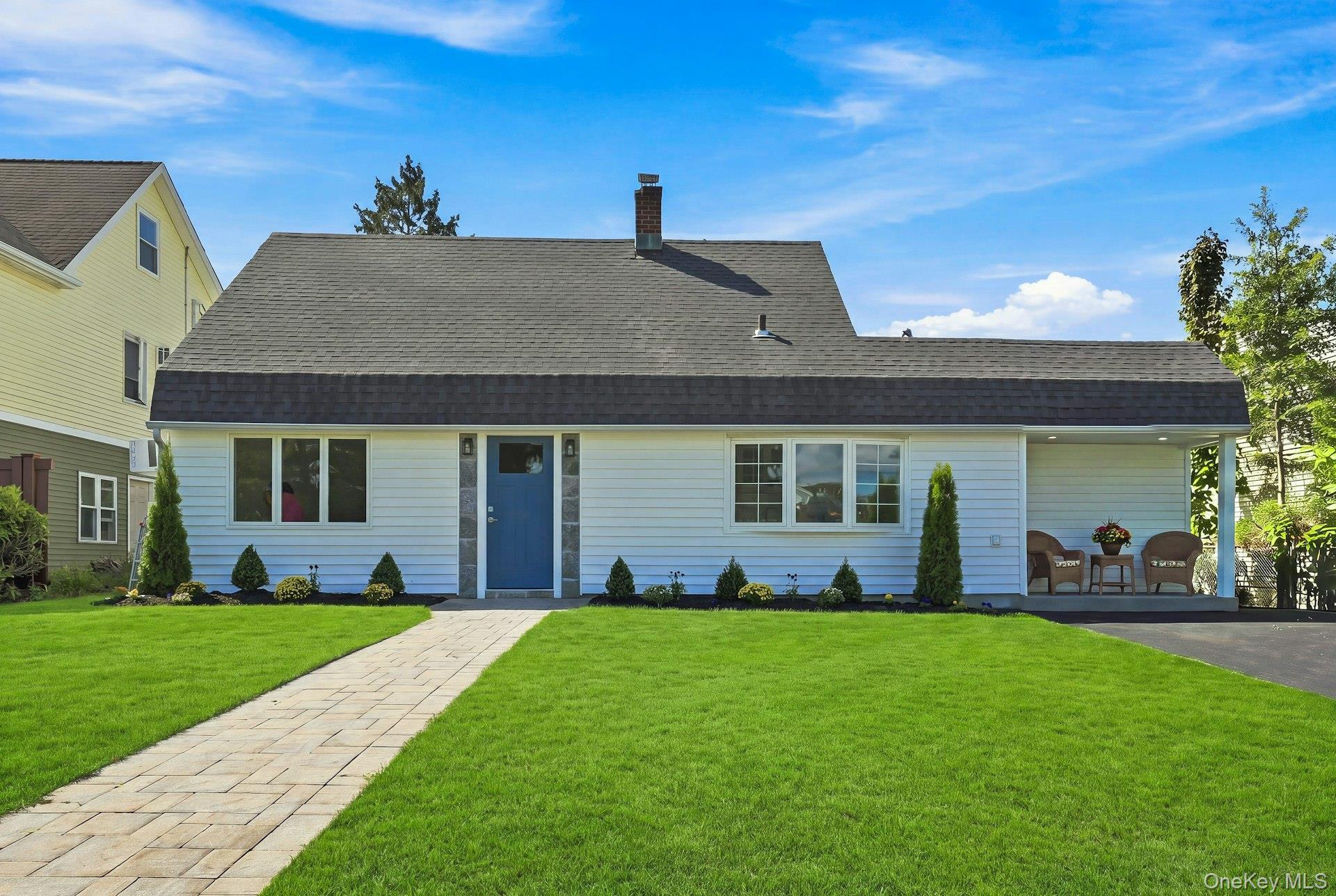 Single Family Birch Lane  Nassau County, NY 11756, MLS-1043633-2