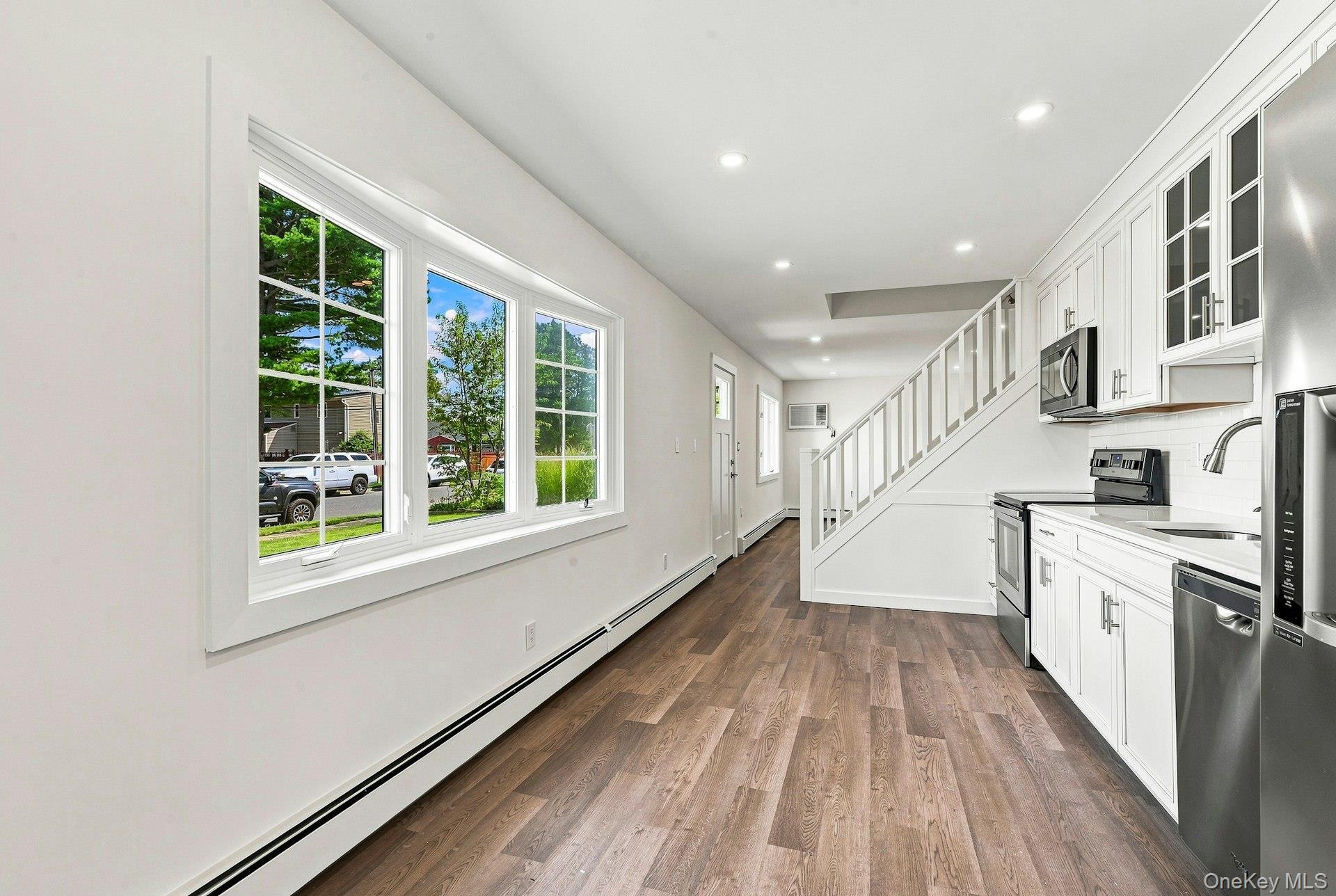 Single Family Birch Lane  Nassau County, NY 11756, MLS-1043633-6