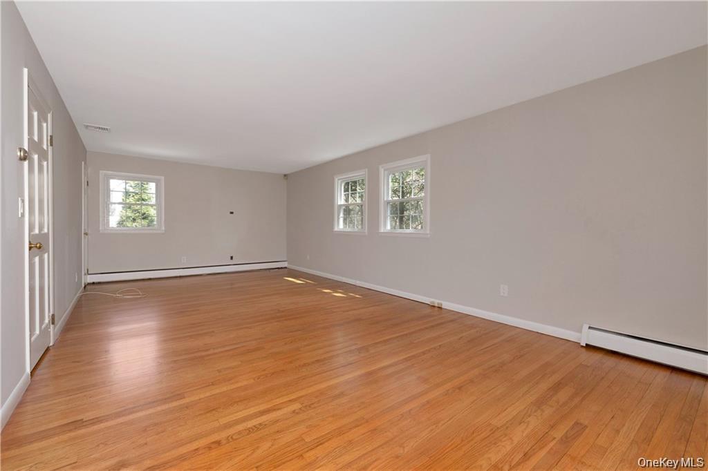 Single Family Lea Place Westchester County, NY 10580, MLS-1043675-18