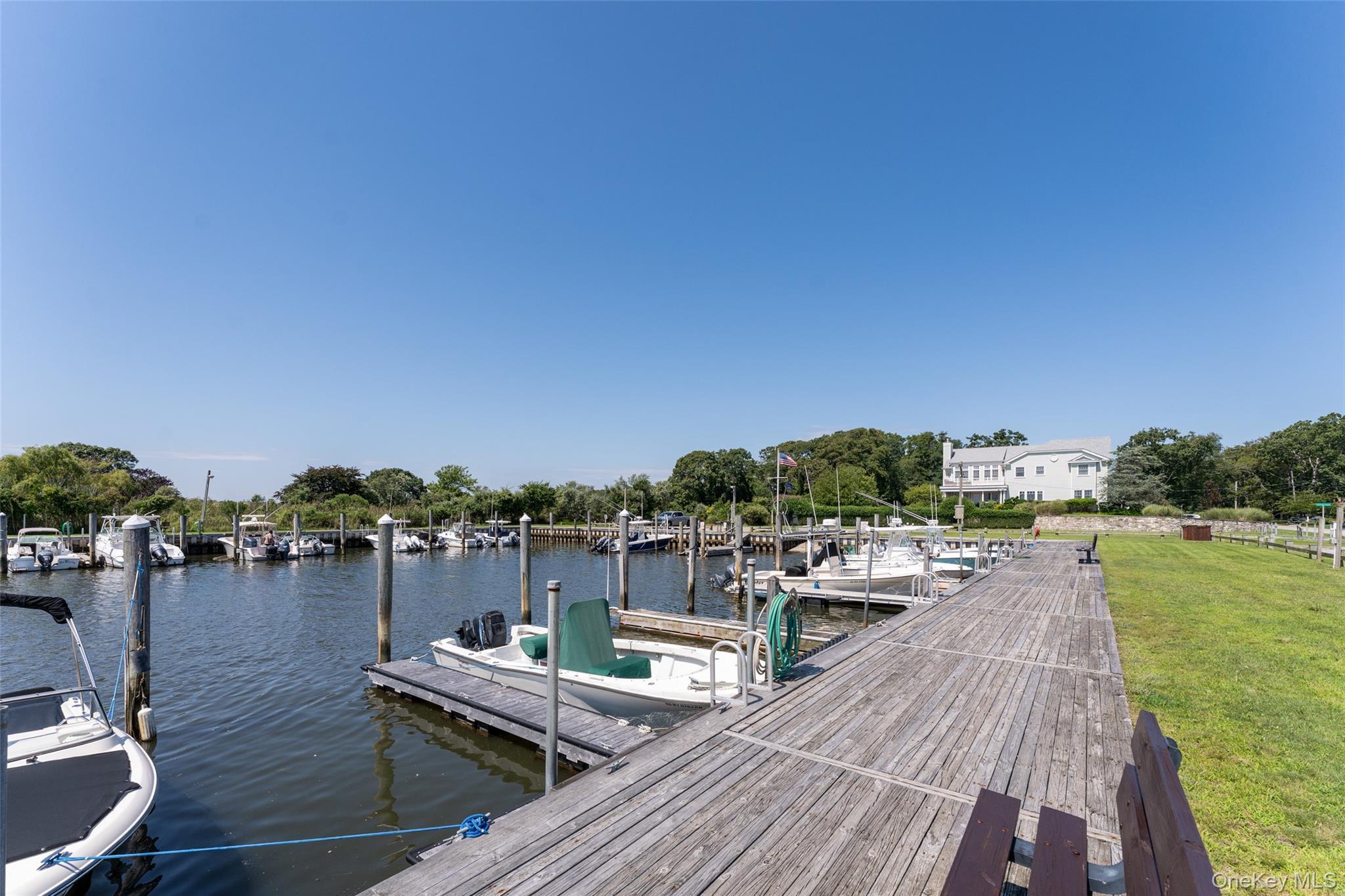 Single Family Canvasback Lane Suffolk County, NY 11942, MLS-1043682-23