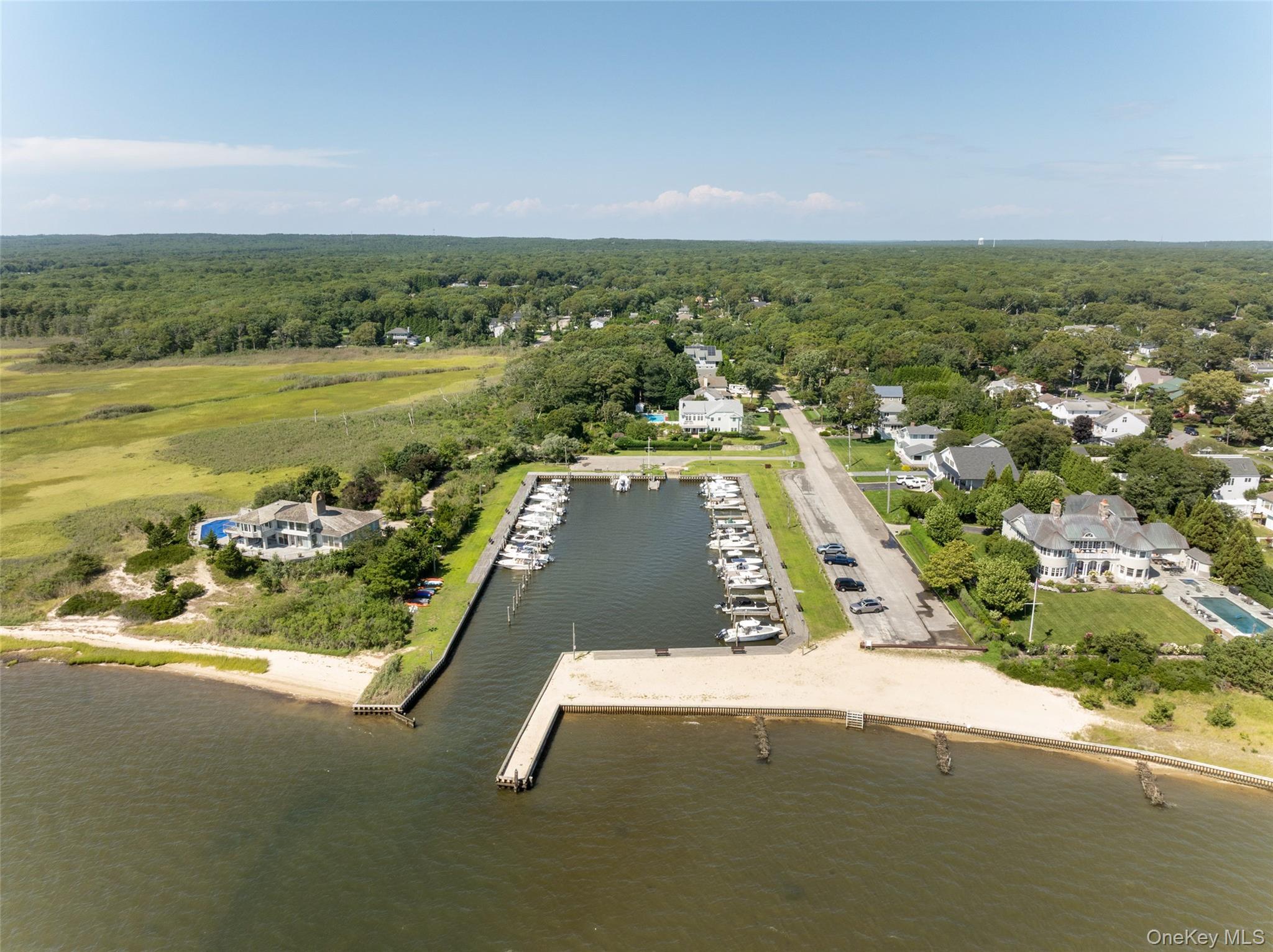 Single Family Canvasback Lane Suffolk County, NY 11942, MLS-1043682-28