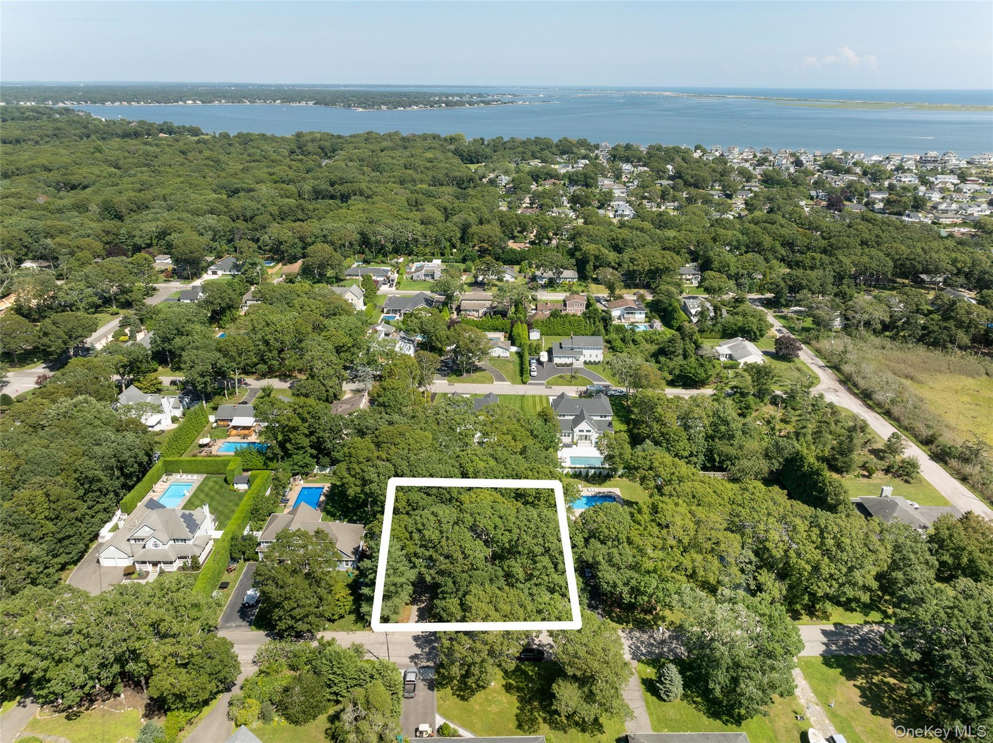 Single Family Canvasback Lane Suffolk County, NY 11942, MLS-1043682-31