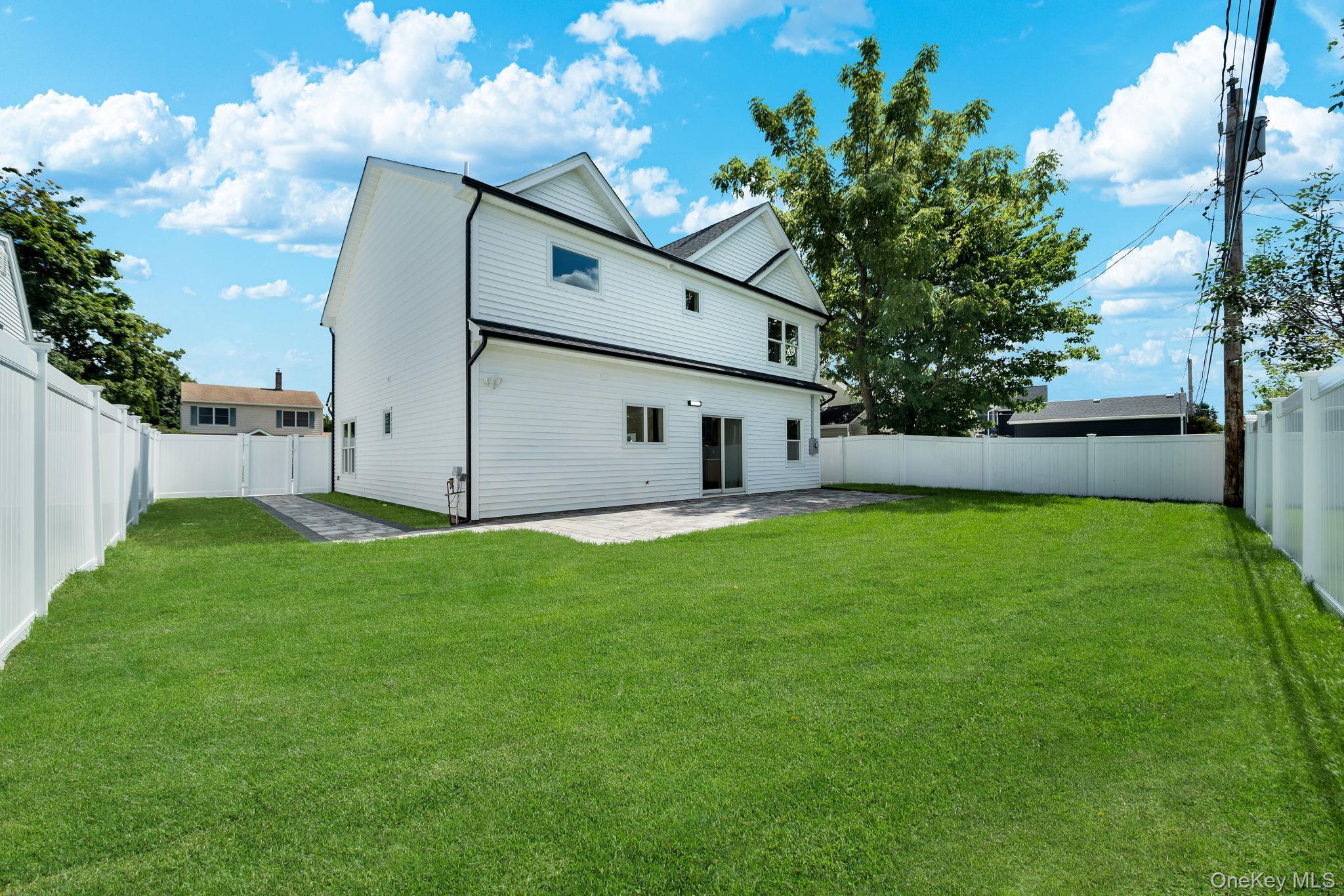 Single Family Rope Lane  Nassau County, NY 11756, MLS-1043688-35
