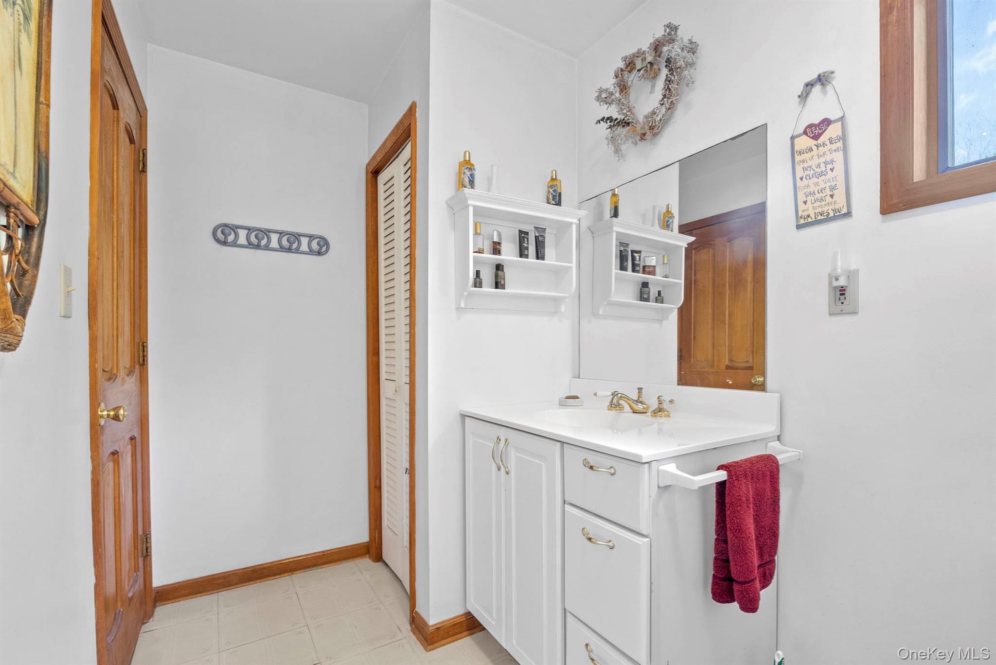 Single Family Manorville Road  Ulster County, NY 12477, MLS-1043702-23