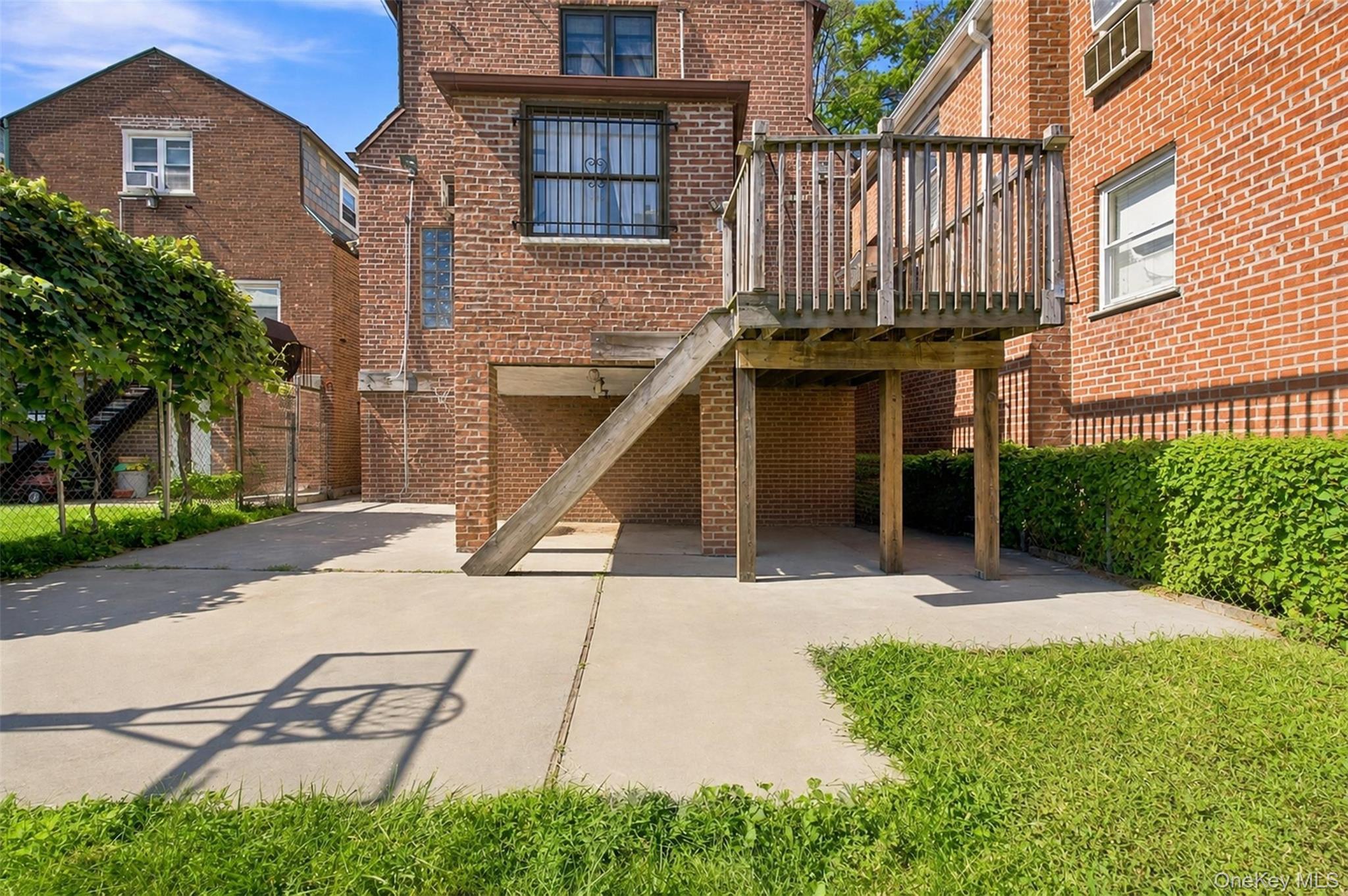 Single Family Lydig Avenue Bronx, NY 10461, MLS-1043706-4