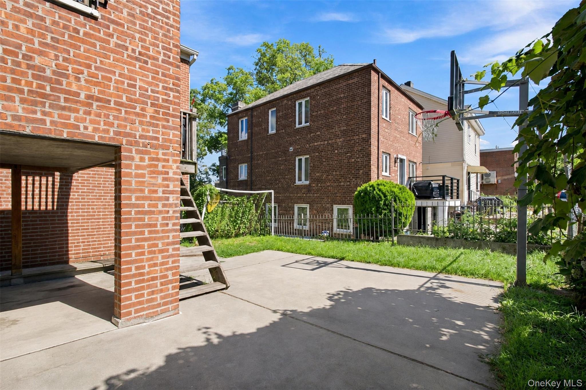 Single Family Lydig Avenue Bronx, NY 10461, MLS-1043706-5