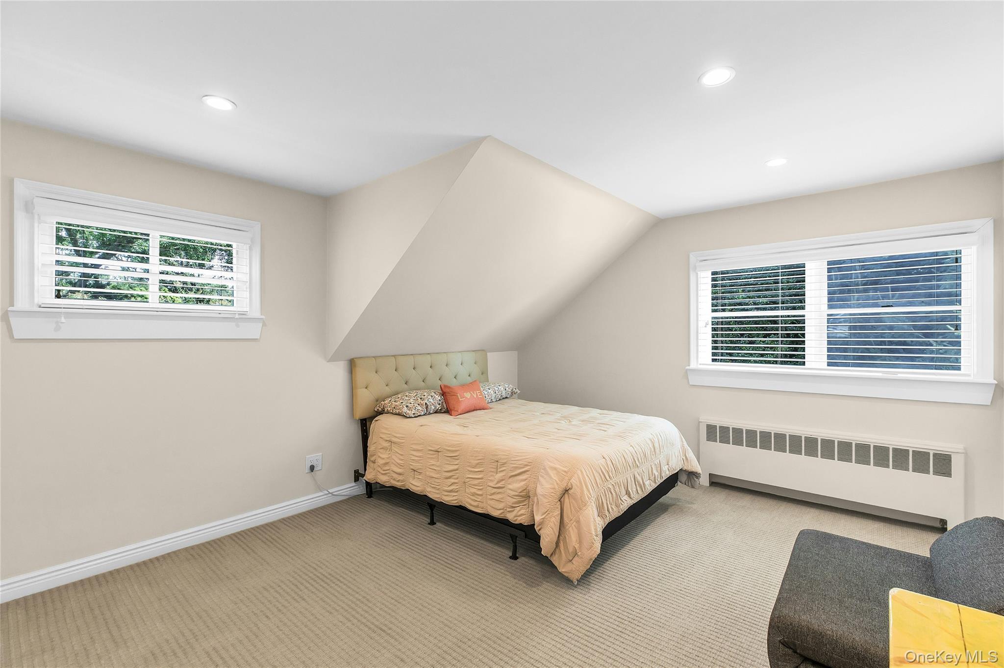 Single Family Briarcliff Place  Suffolk County, NY 11743, MLS-1043707-21