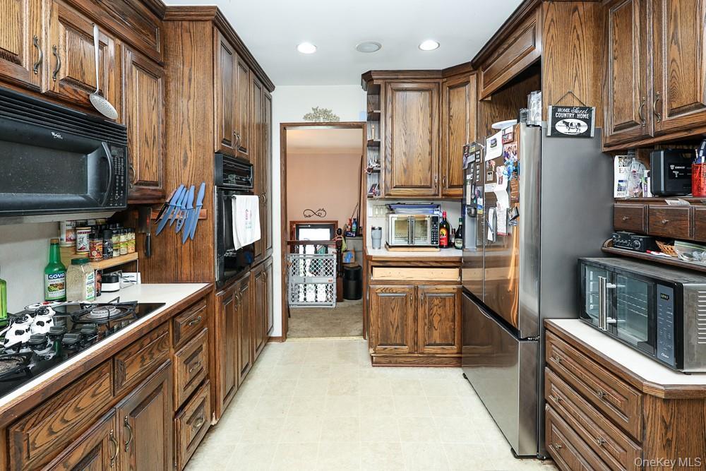 Single Family Mackay Drive Suffolk County, NY 11788, MLS-1043713-15