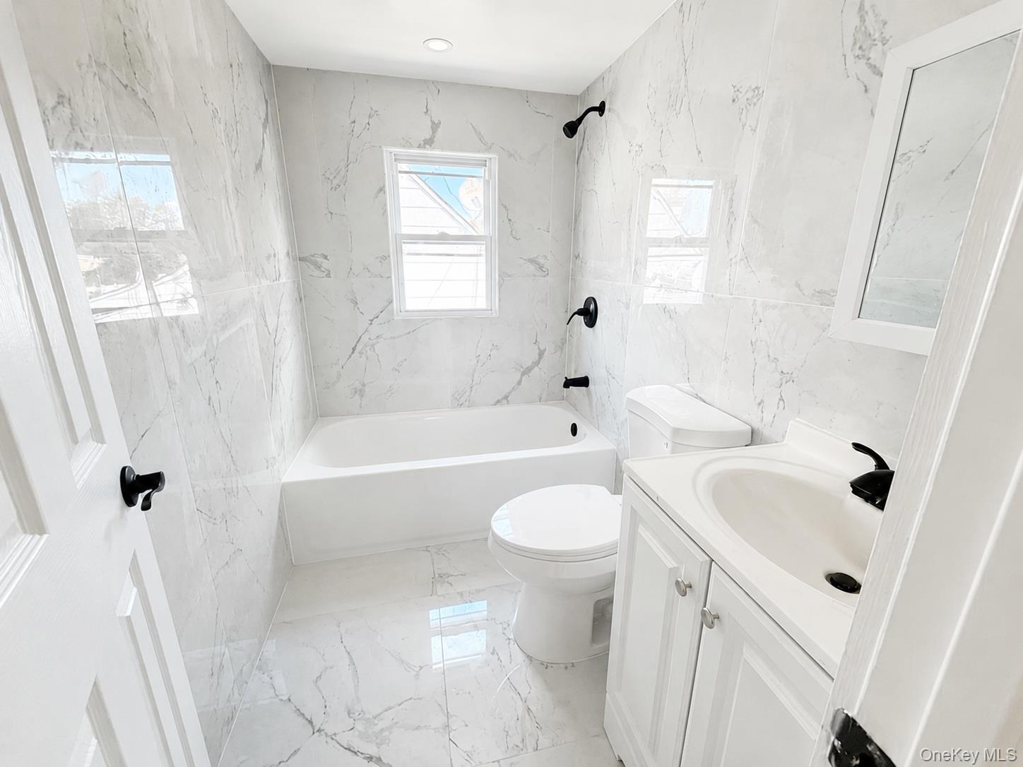 Single Family 218th Street  Queens, NY 11413, MLS-1043718-10
