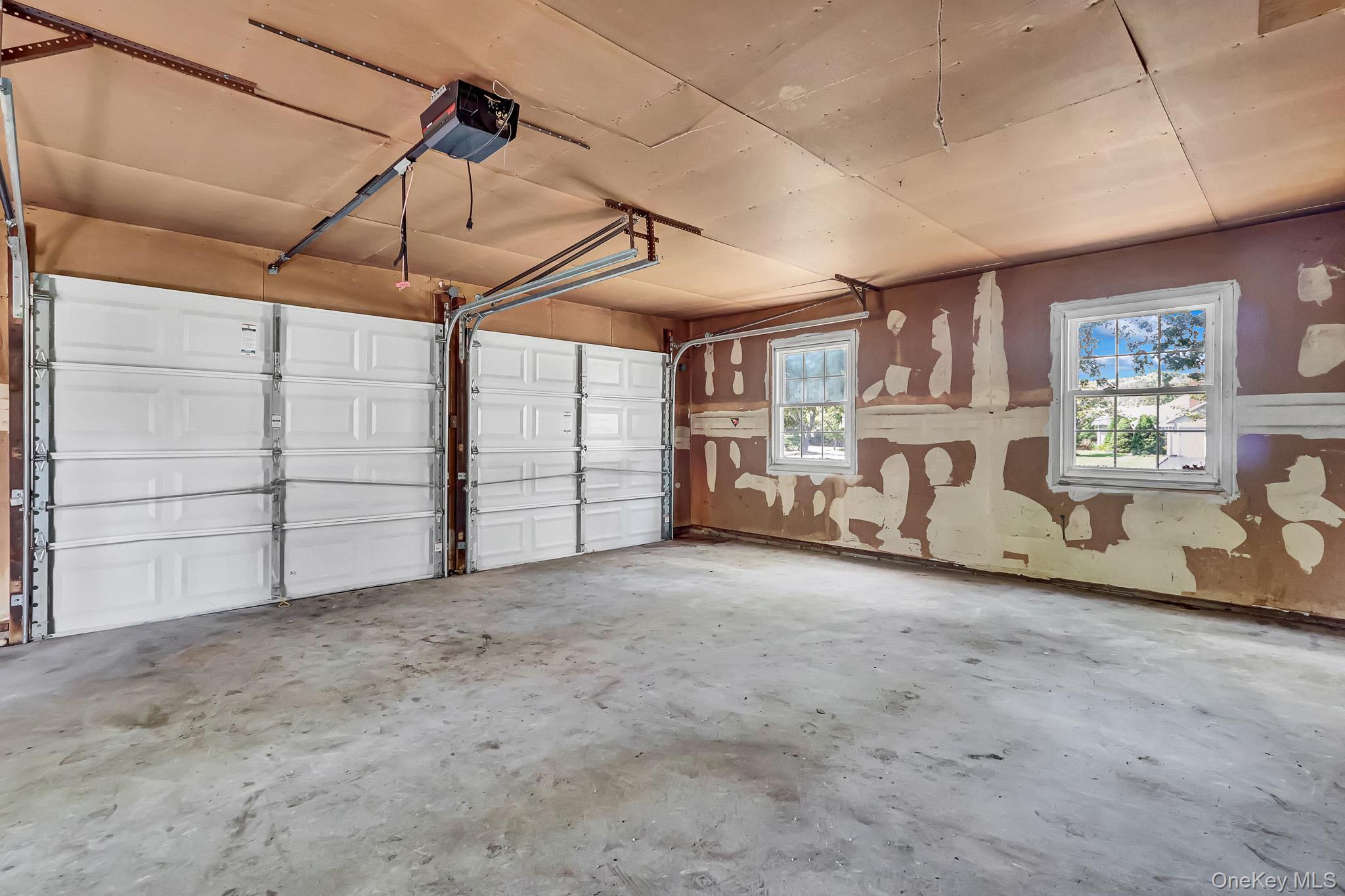 Single Family Stony Brook Road Suffolk County, NY 11790, MLS-1043730-23