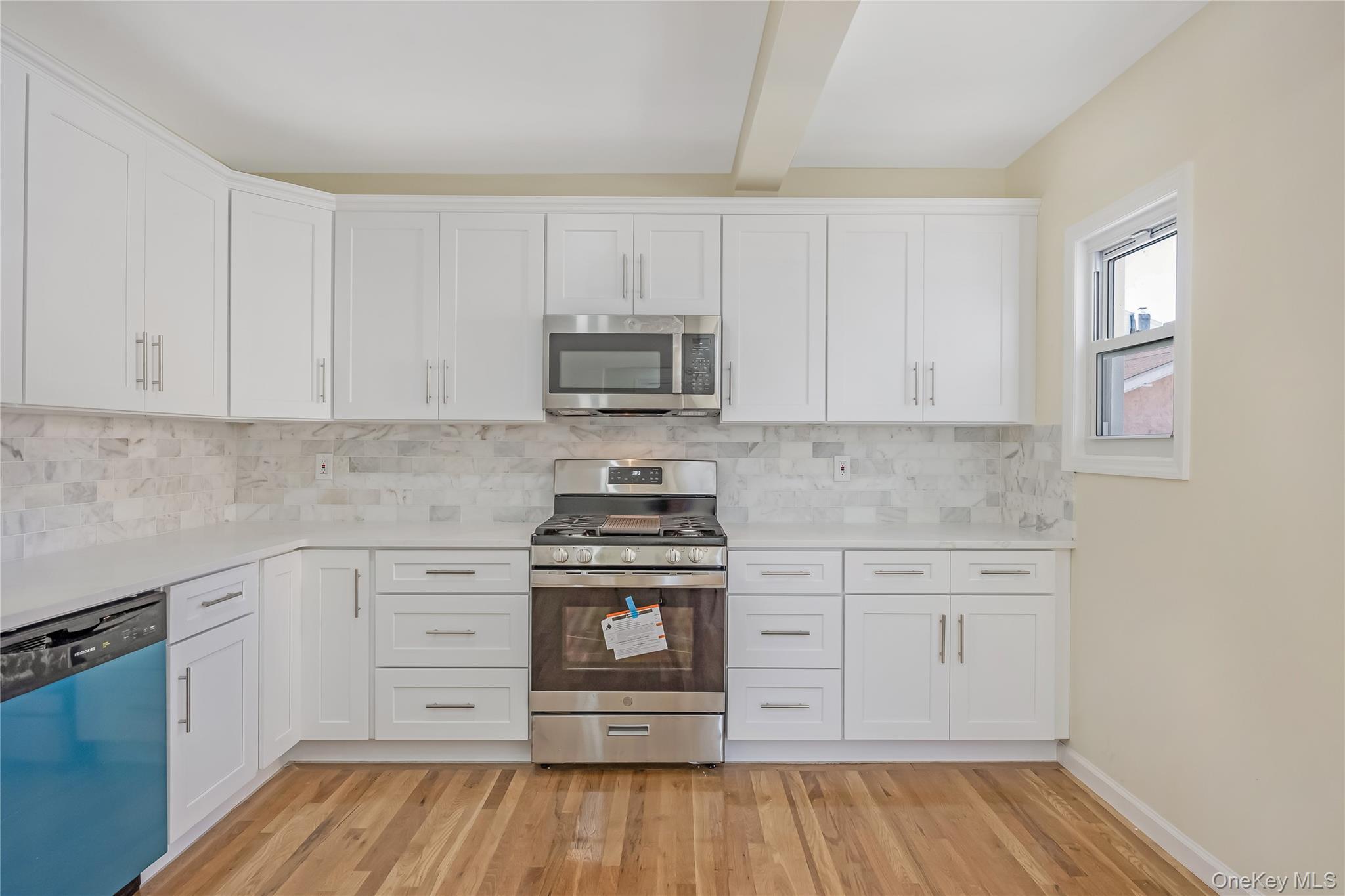 Single Family 234th Street  Queens, NY 11422, MLS-1043747-16