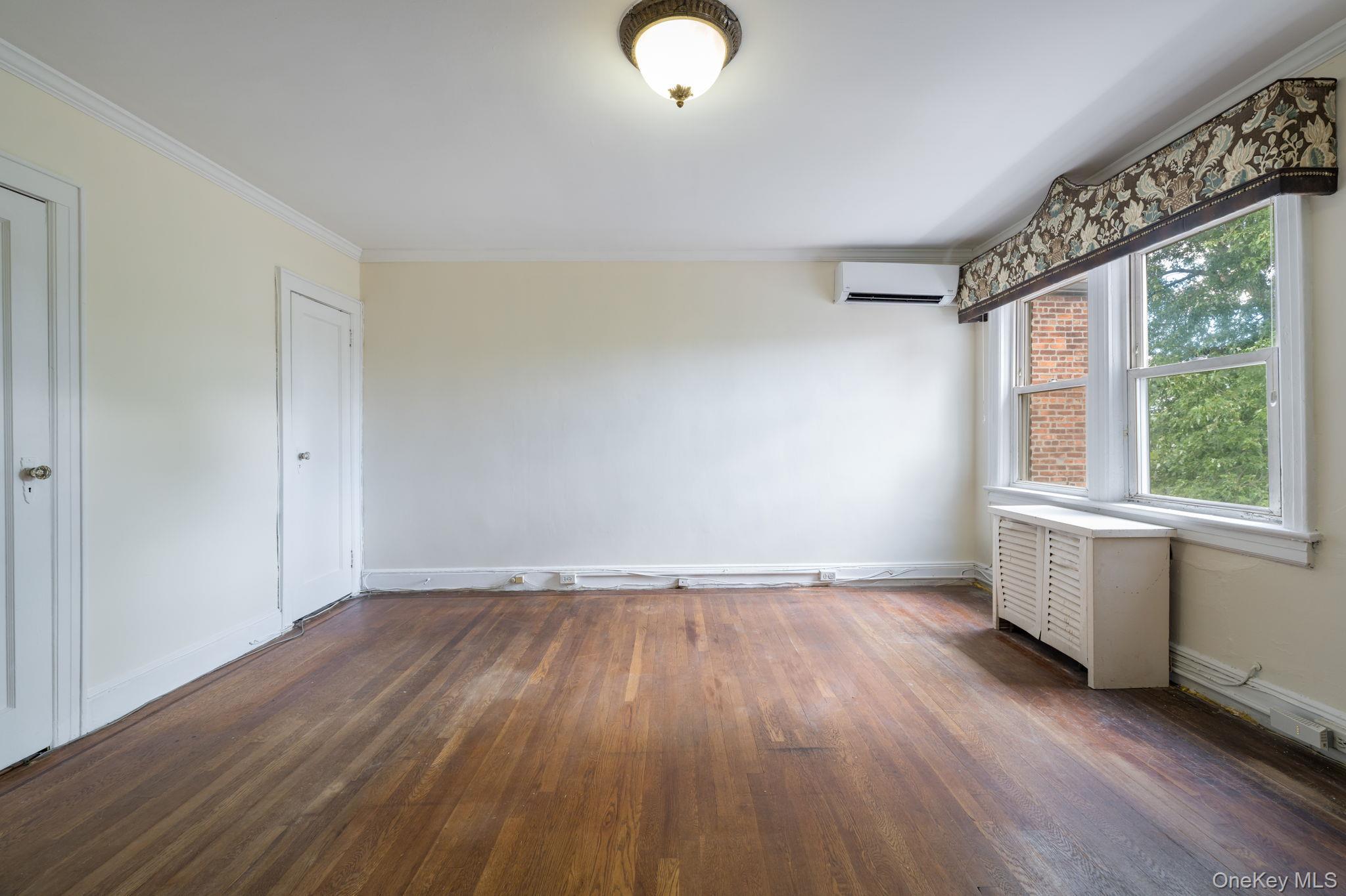 Single Family 229th Street Queens, NY 11413, MLS-1043760-13