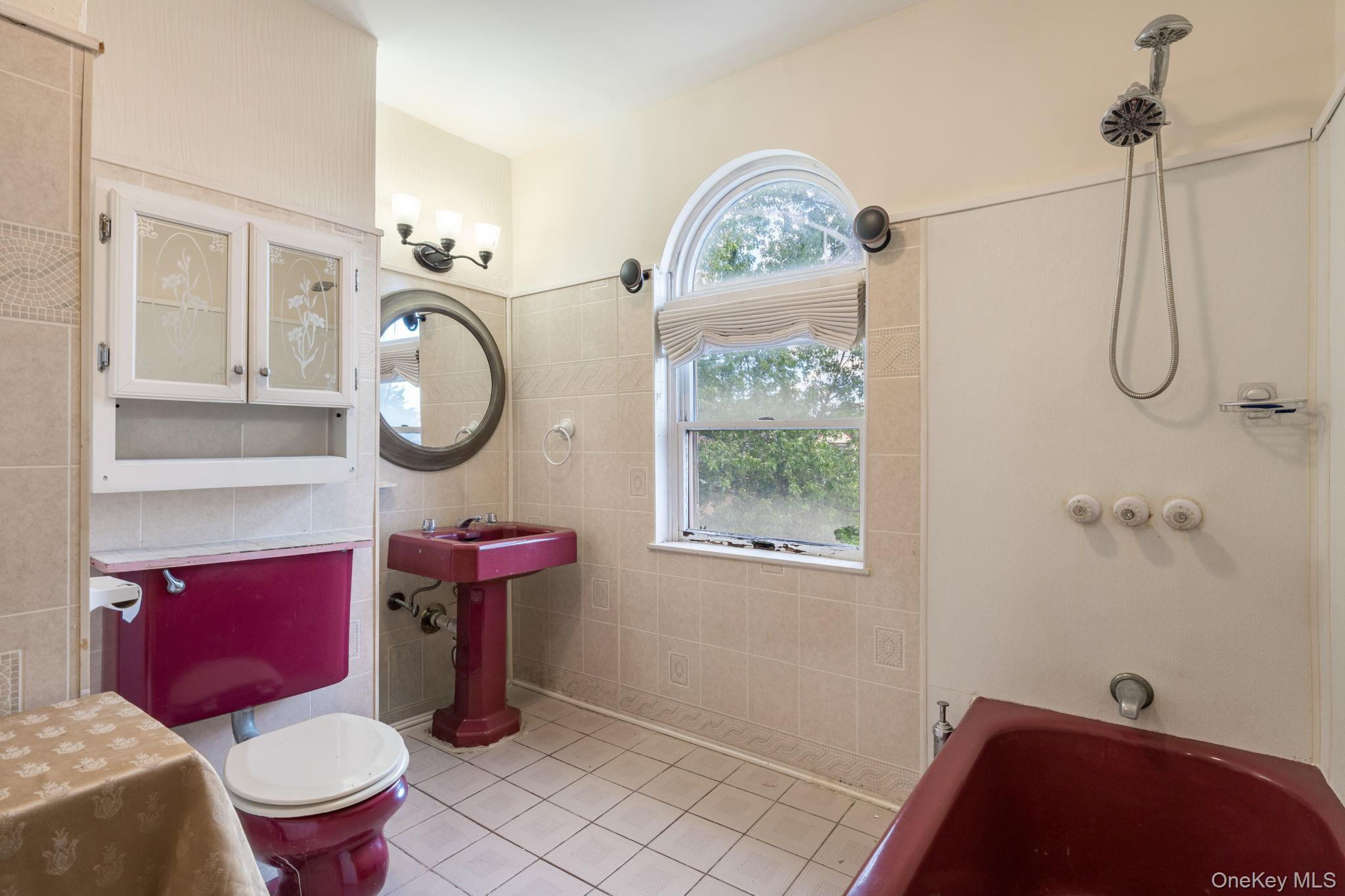 Single Family 229th Street Queens, NY 11413, MLS-1043760-18