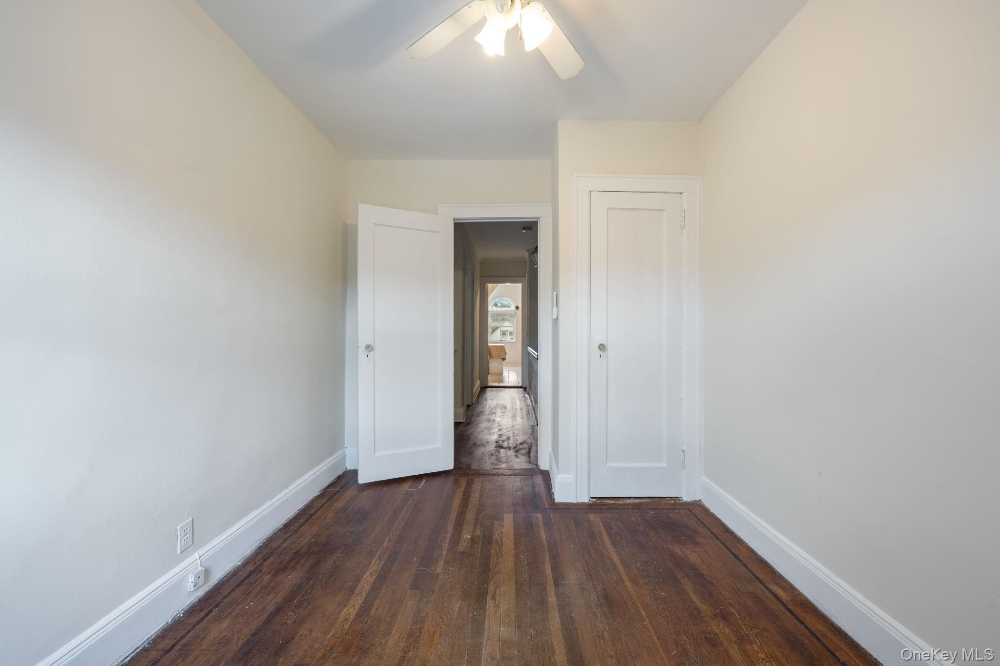 Single Family 229th Street Queens, NY 11413, MLS-1043760-9