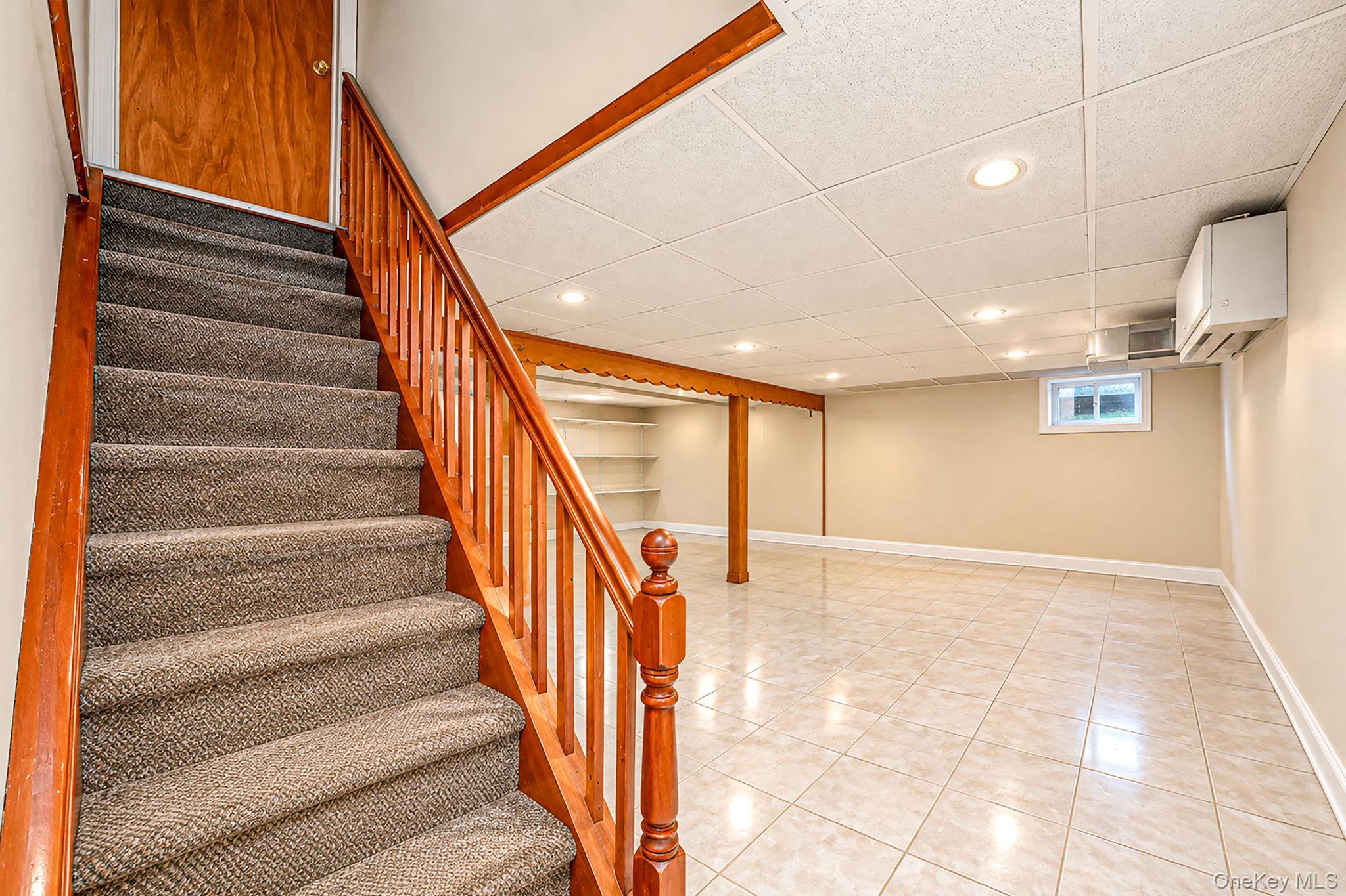 Single Family 260th Street  Queens, NY 11004, MLS-1043775-20