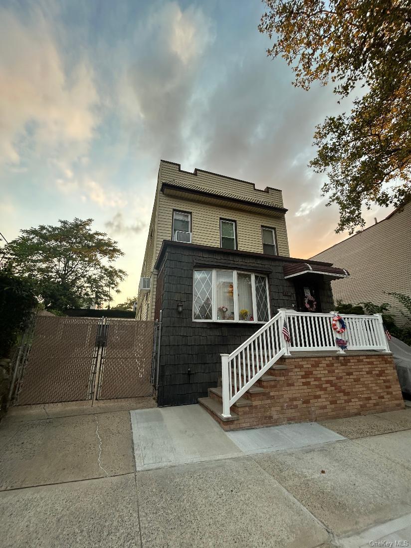 Single Family 71st Street Queens, NY 11385, MLS-1043783-28