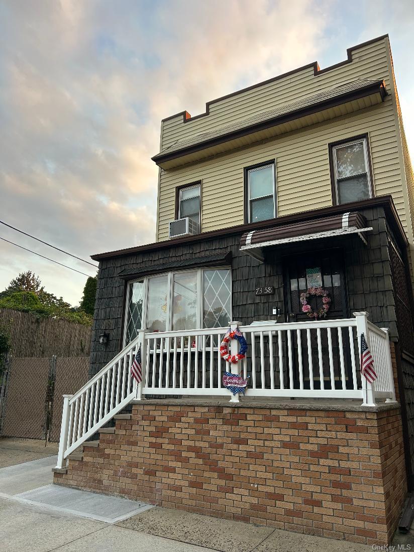 Single Family 71st Street Queens, NY 11385, MLS-1043783-32