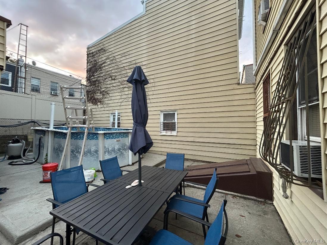 Single Family 71st Street Queens, NY 11385, MLS-1043783-33