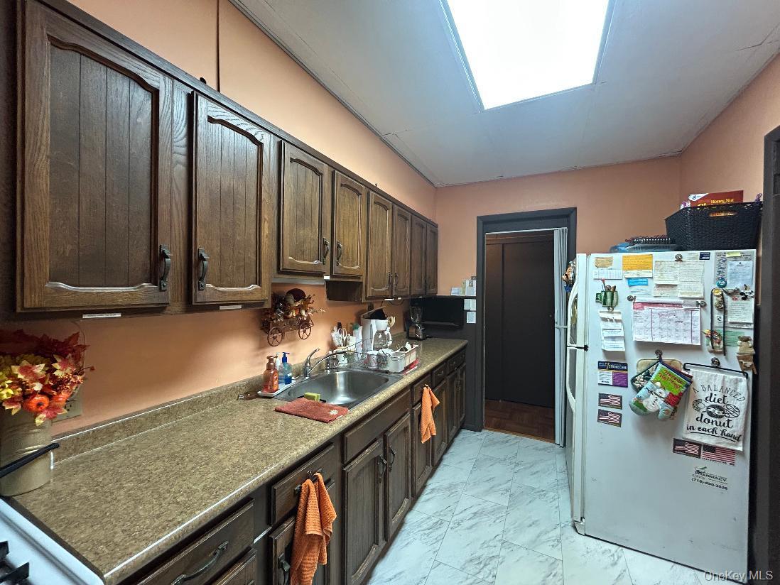 Single Family 71st Street Queens, NY 11385, MLS-1043783-48
