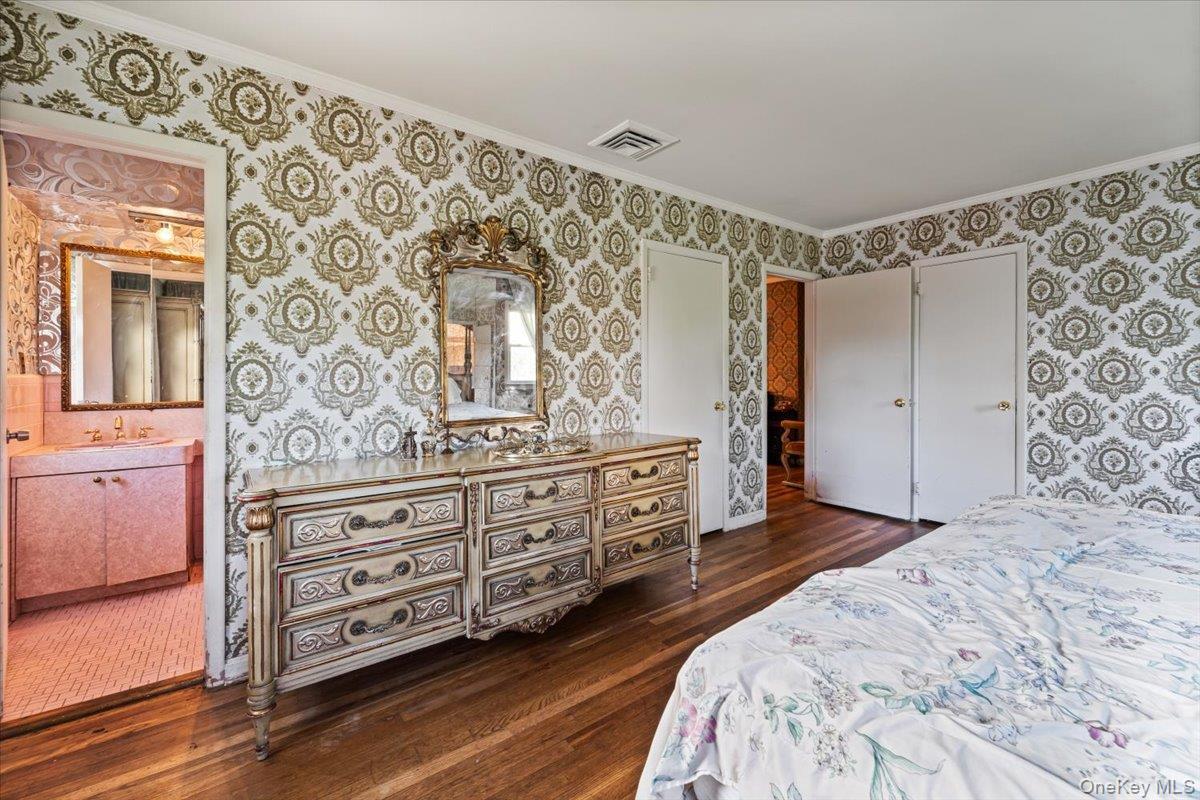 Single Family 216th Street Queens, NY 11360, MLS-1043846-16