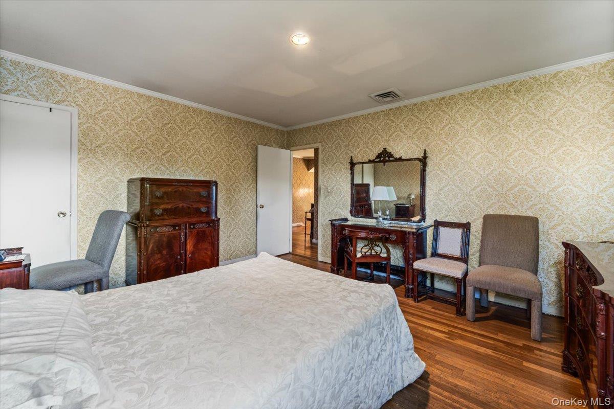 Single Family 216th Street Queens, NY 11360, MLS-1043846-19