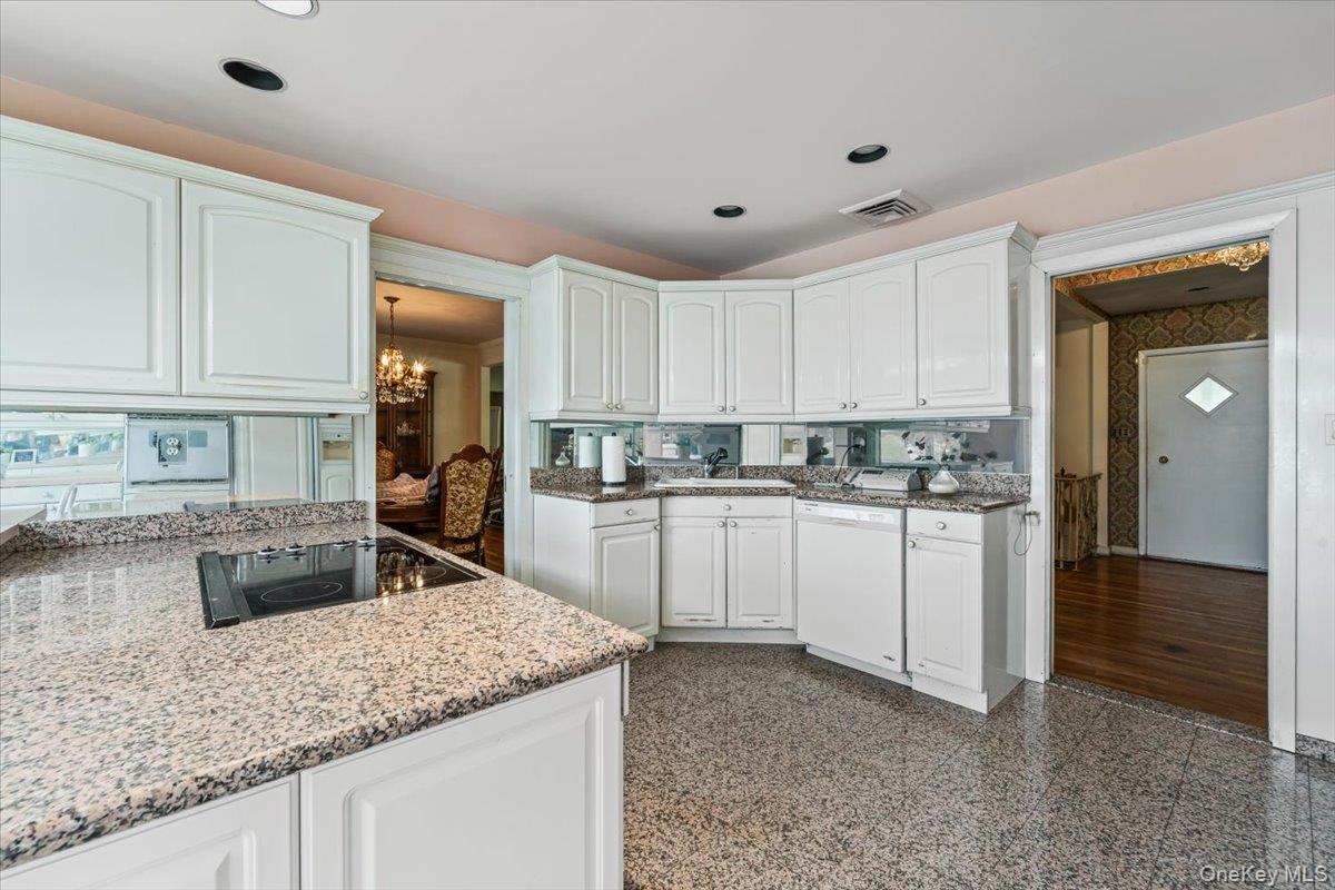 Single Family 216th Street Queens, NY 11360, MLS-1043846-8