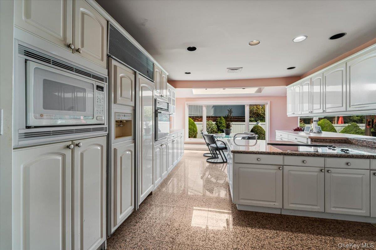 Single Family 216th Street Queens, NY 11360, MLS-1043846-9