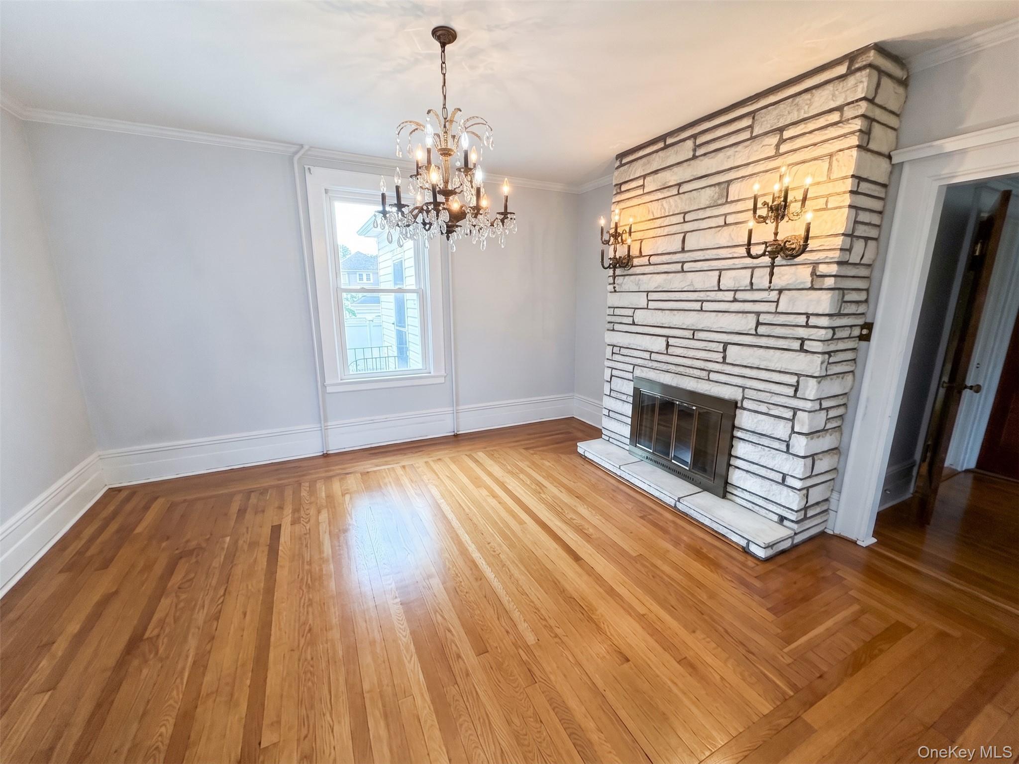 Single Family Fallwood Parkway Nassau County, NY 11735, MLS-1043870-14
