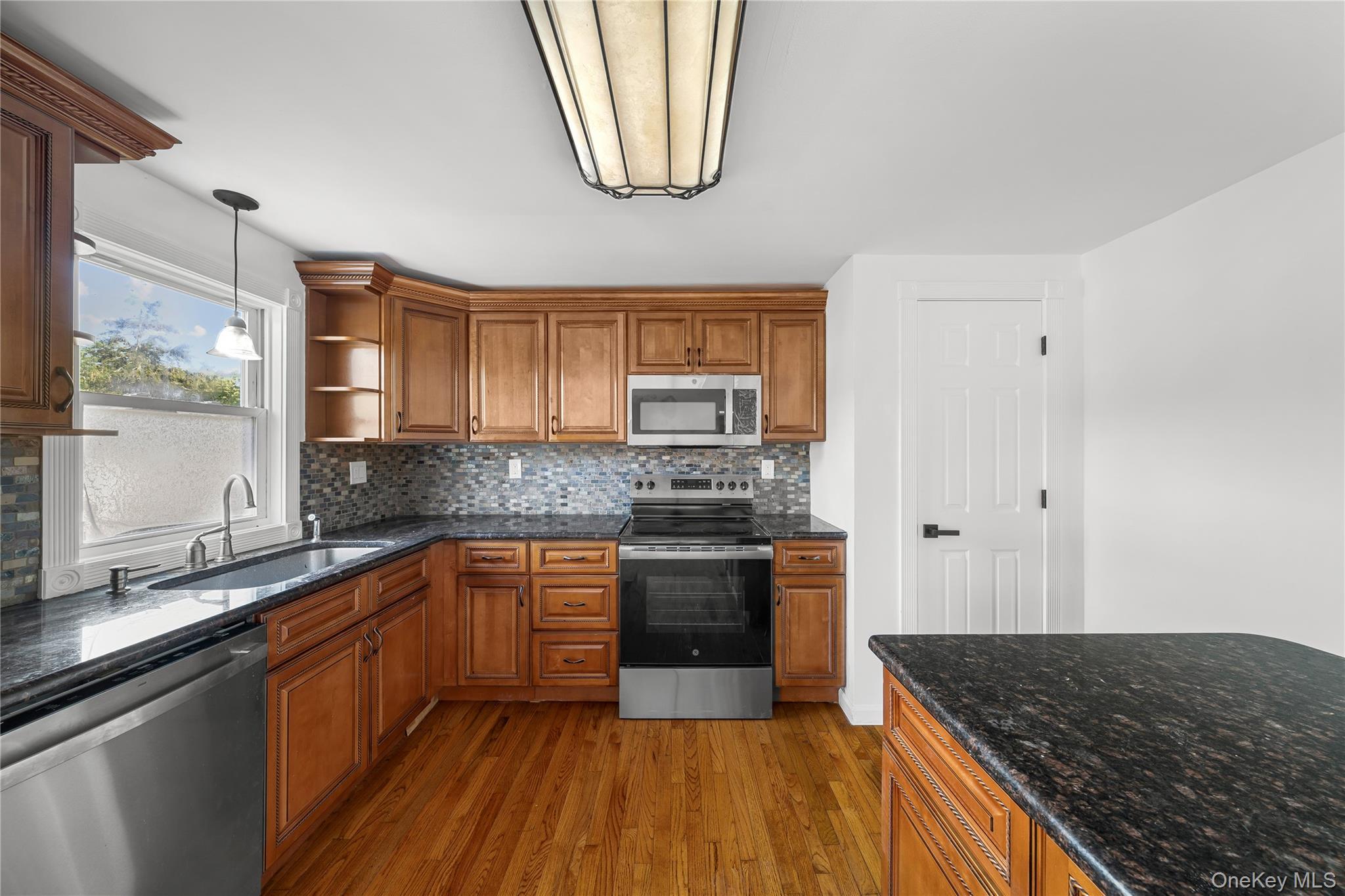 Single Family Concord Road  Suffolk County, NY 11967, MLS-1043877-10