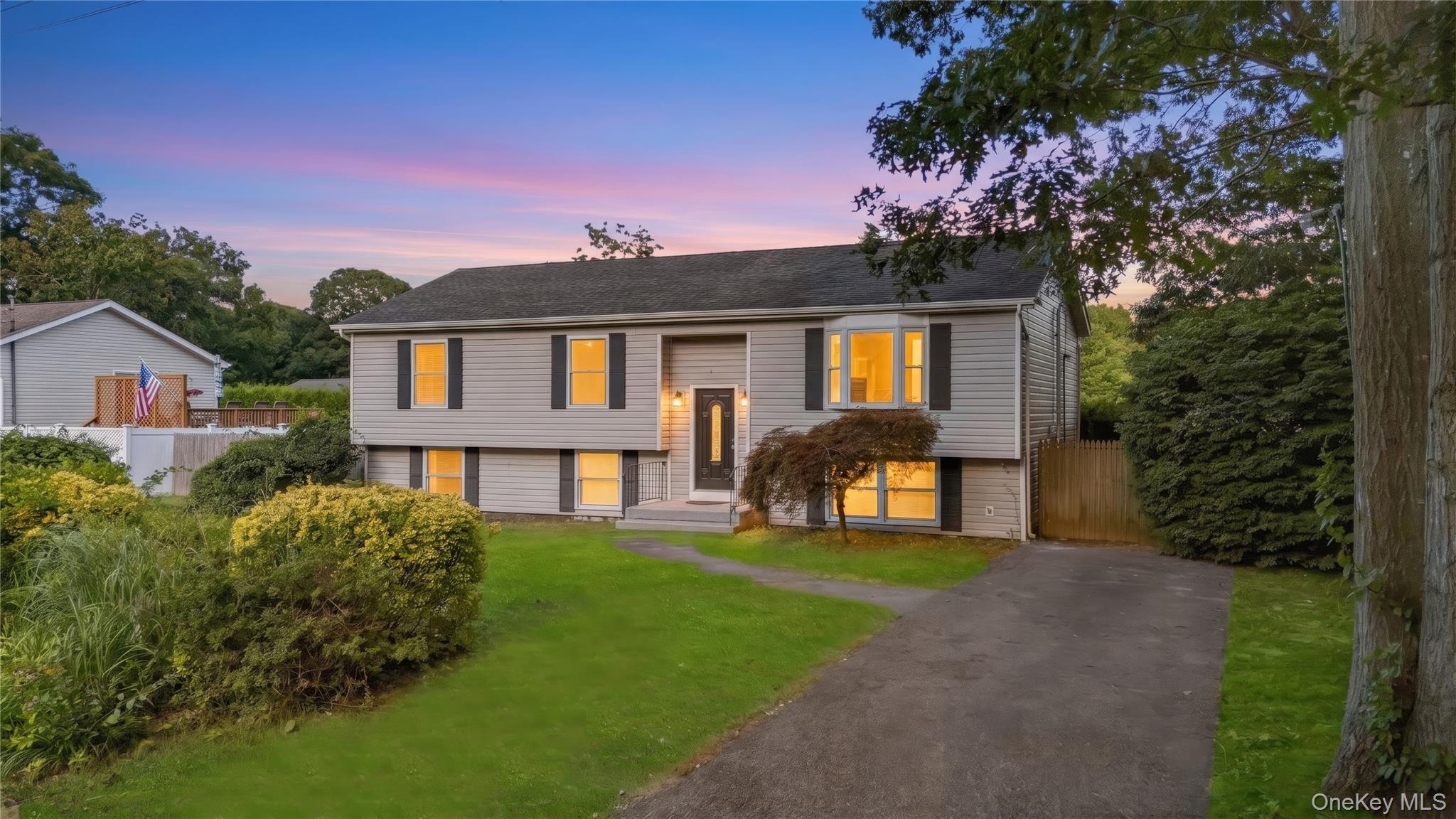 Single Family Concord Road  Suffolk County, NY 11967, MLS-1043877-2